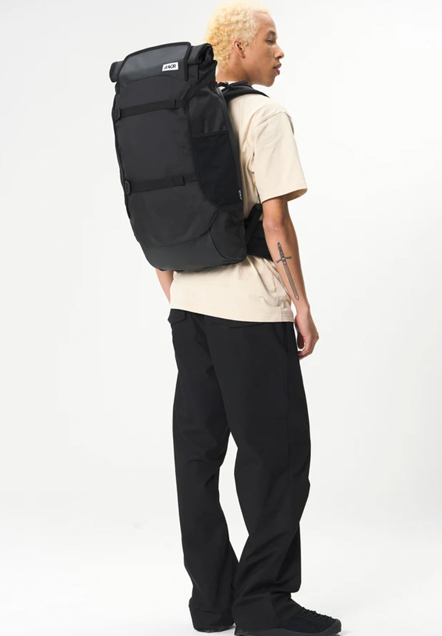 AEVOR - Travel Pack - Proof Black - BACKYARD