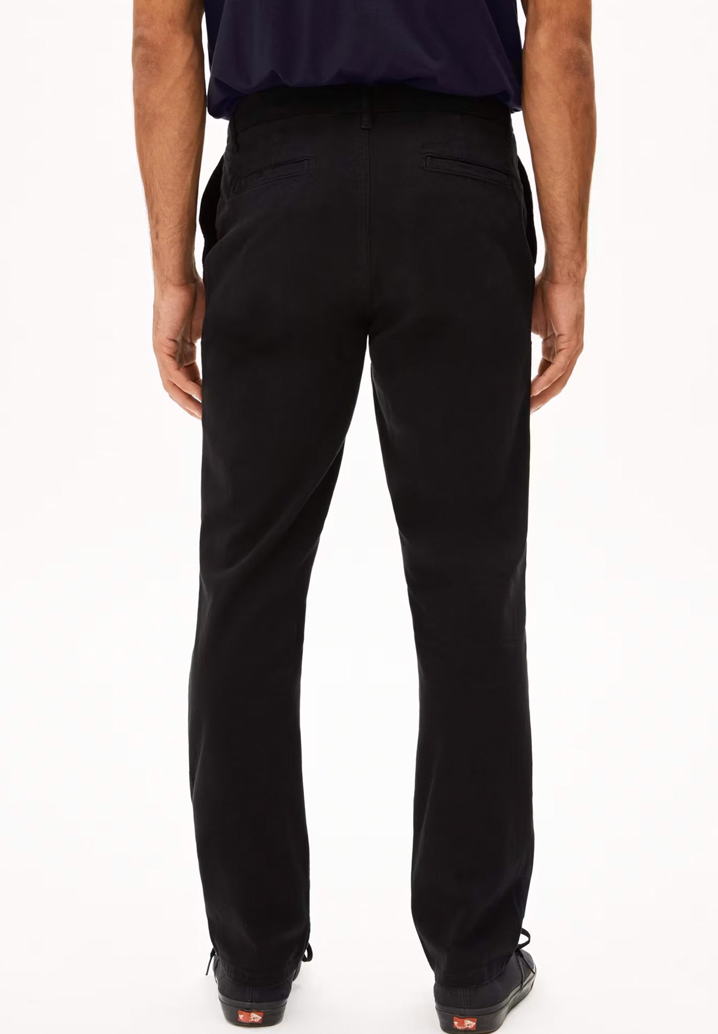 ARMEDANGELS - Aaster - Black - BACKYARD