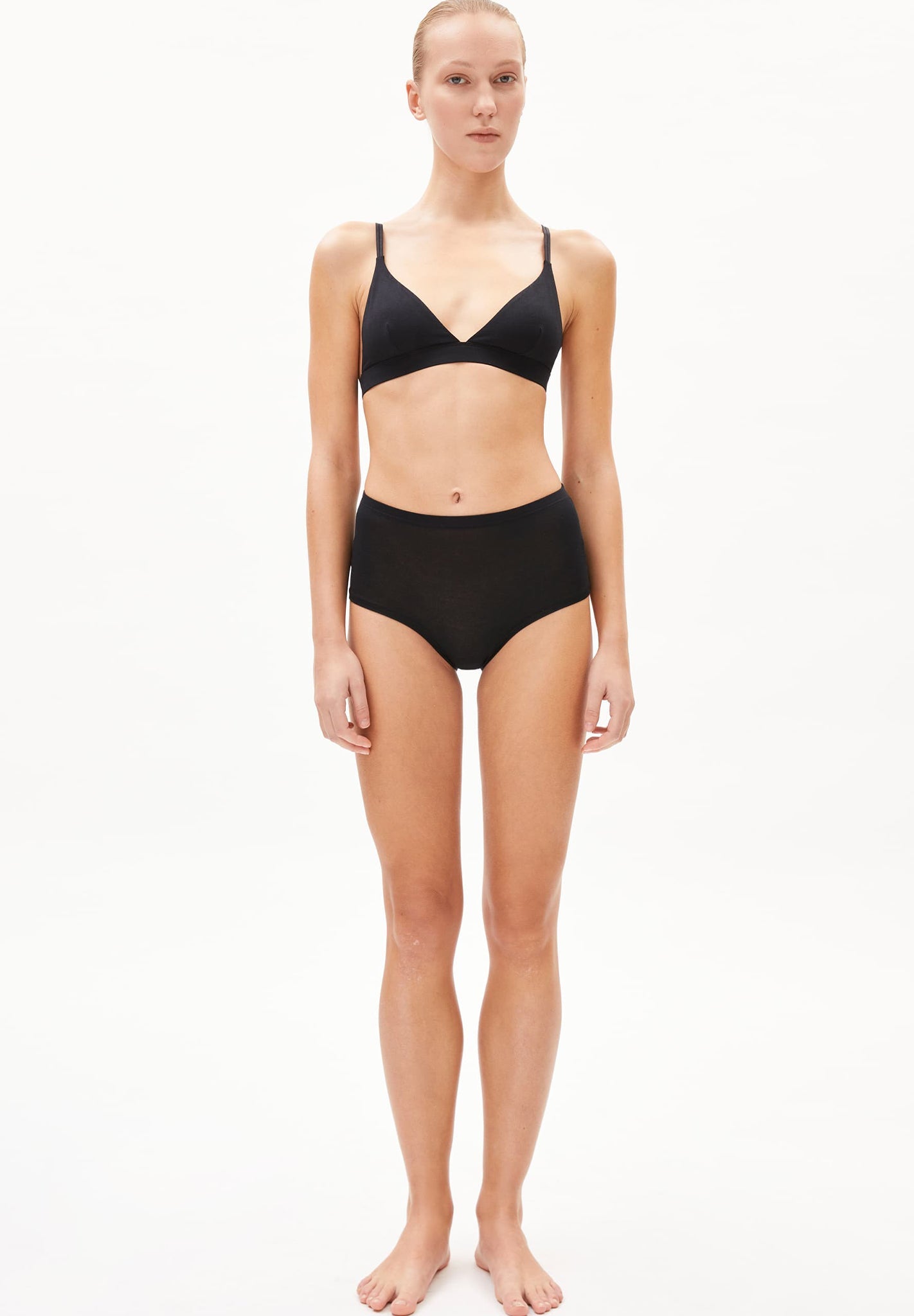 ARMEDANGELS - Birtaa - Black - BACKYARD