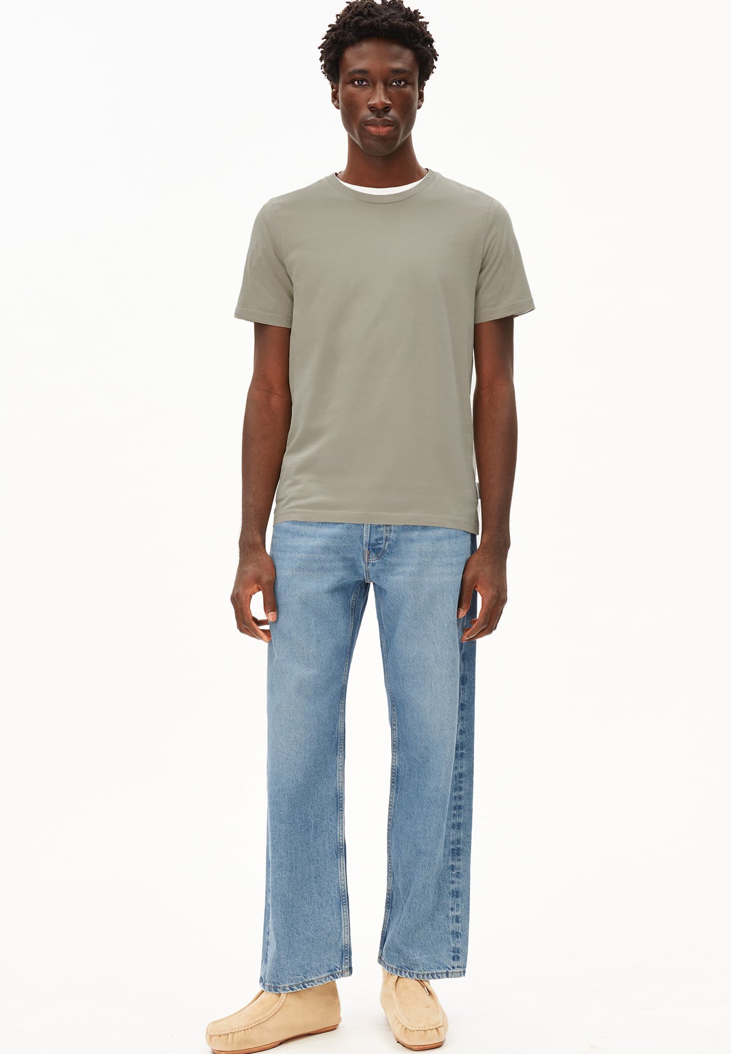 ARMEDANGELS - Jaames - Light Sage - BACKYARD