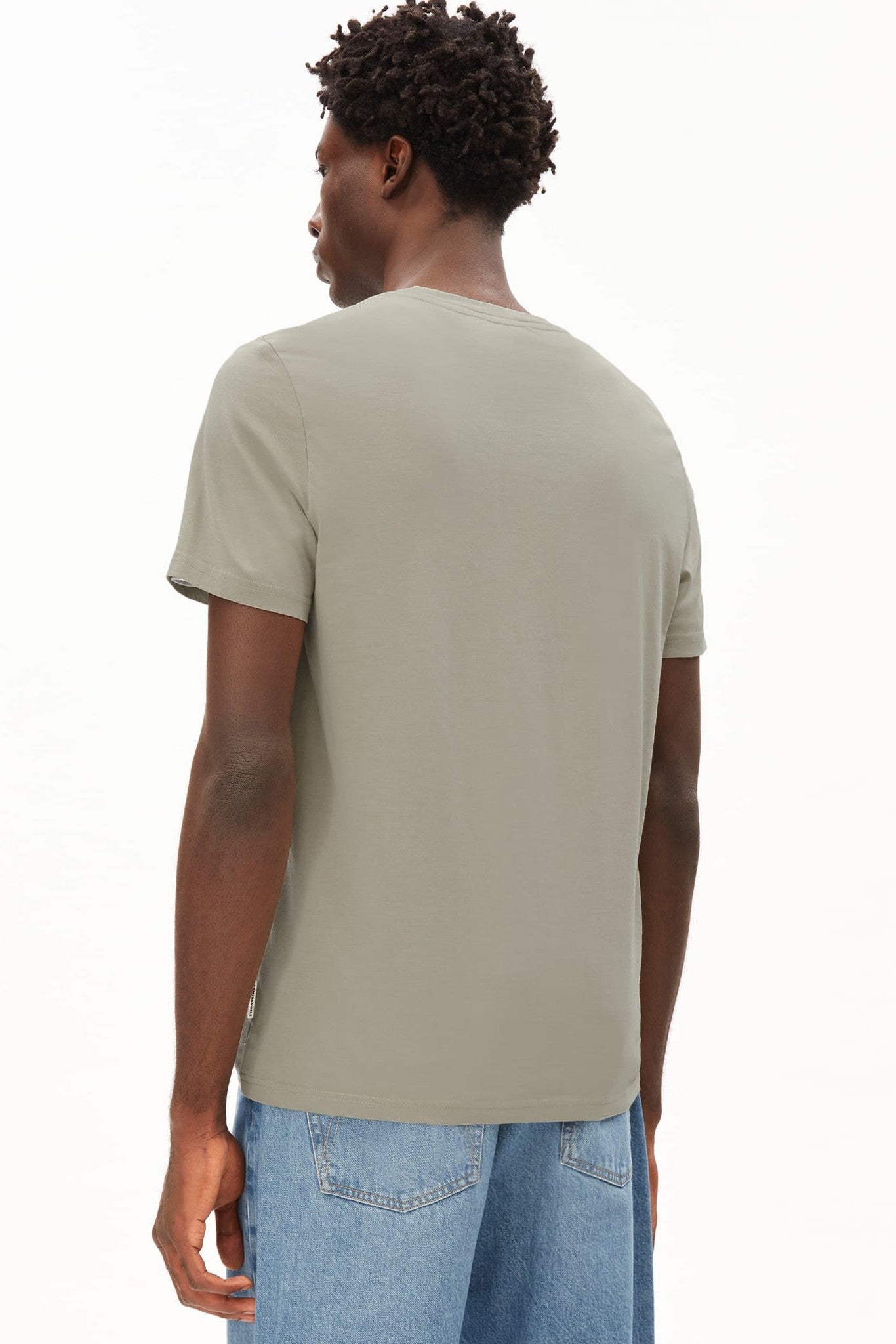 ARMEDANGELS - Jaames - Light Sage - BACKYARD