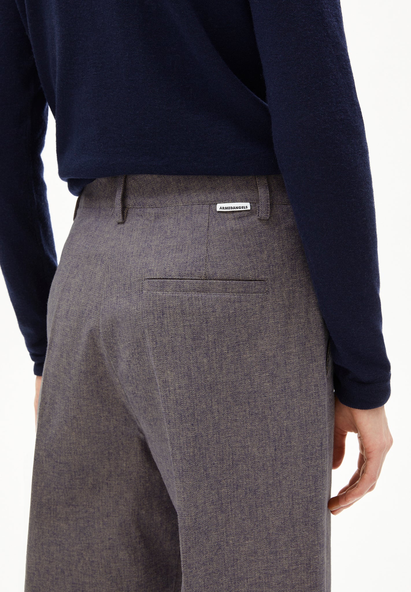 ARMEDANGELS - Leandraa Handaas - Pure Tinted Navy - BACKYARD