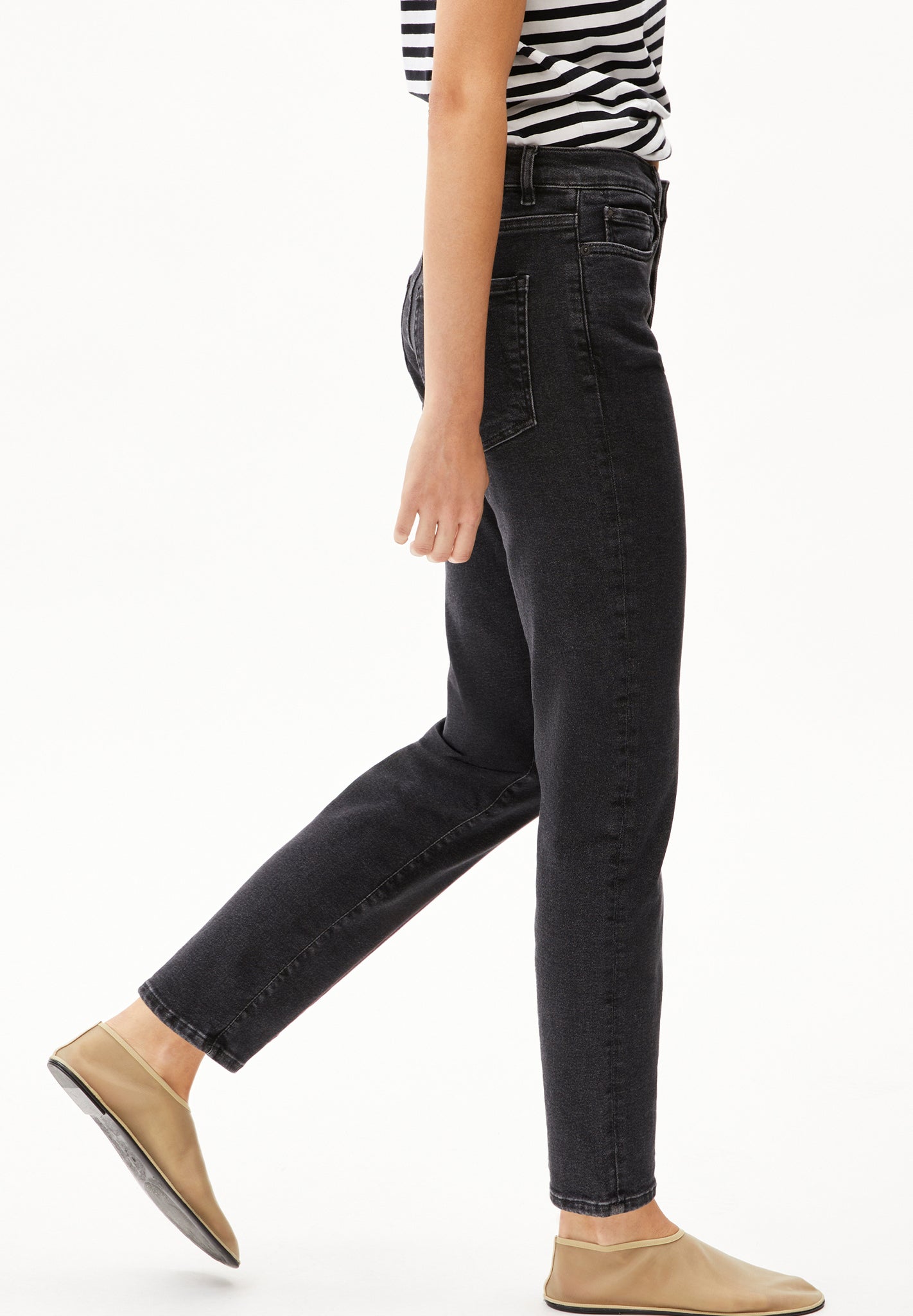 ARMEDANGELS - Lejaani X Stretch - Blackish - BACKYARD