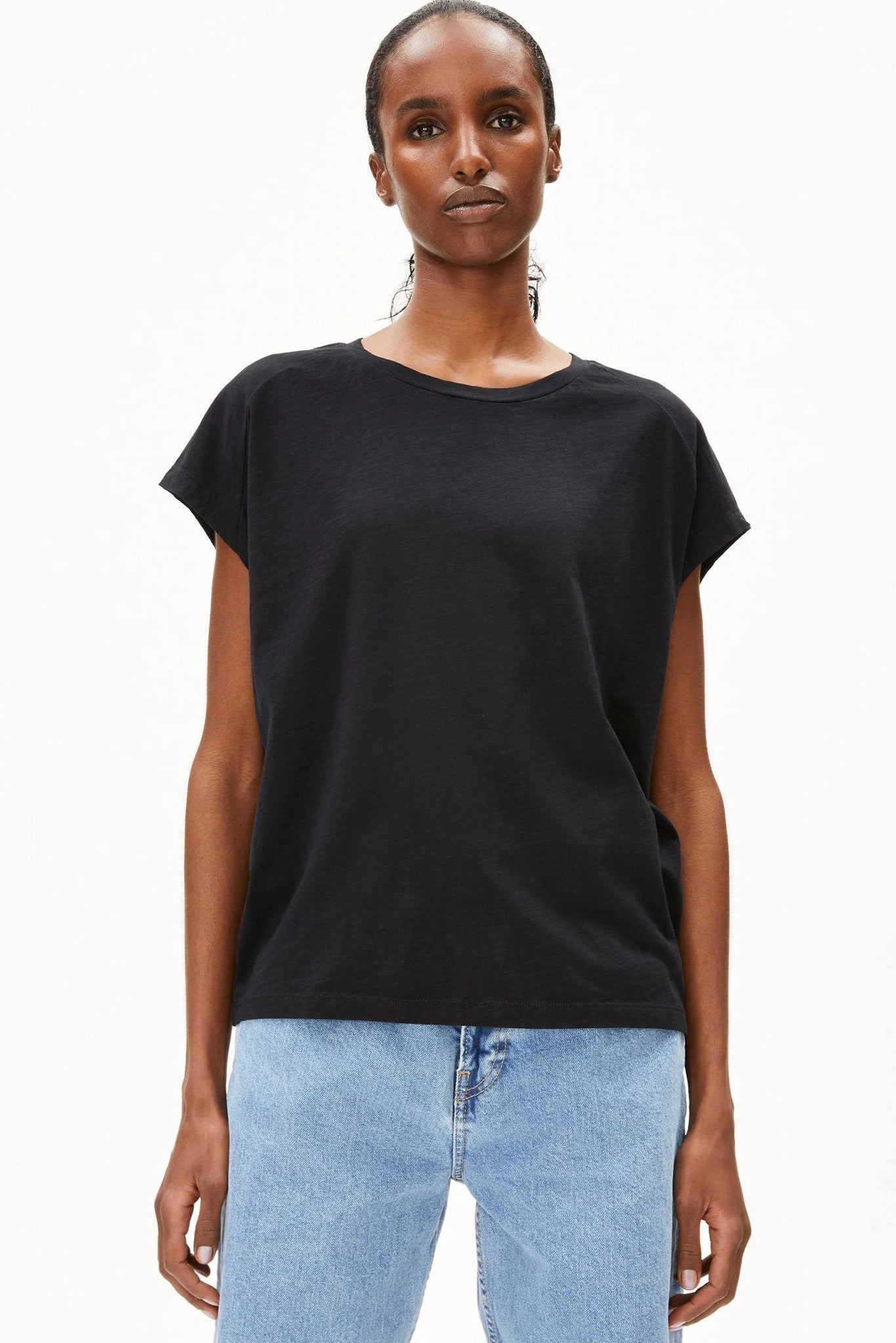 ARMEDANGELS - Slub Jersey - Black - BACKYARD