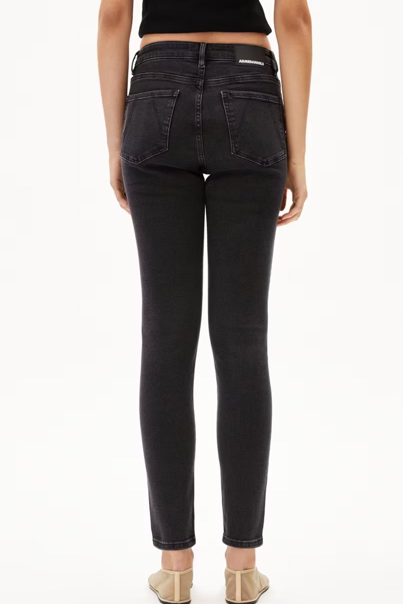 ARMEDANGELS - Tillaa X Stretch - True Black Washed - BACKYARD