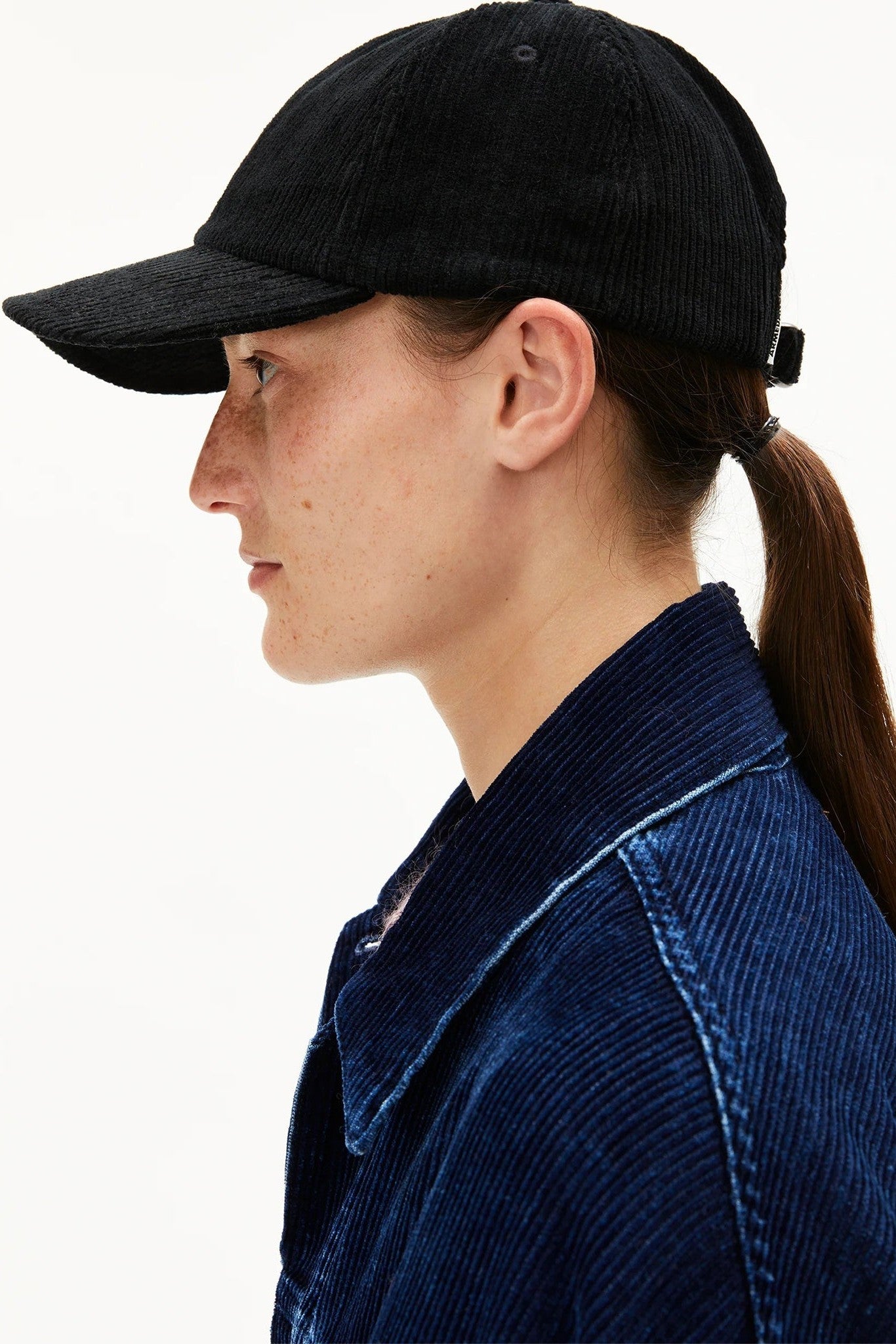 ARMEDANGELS - Yenaas Corduroy - Black - BACKYARD