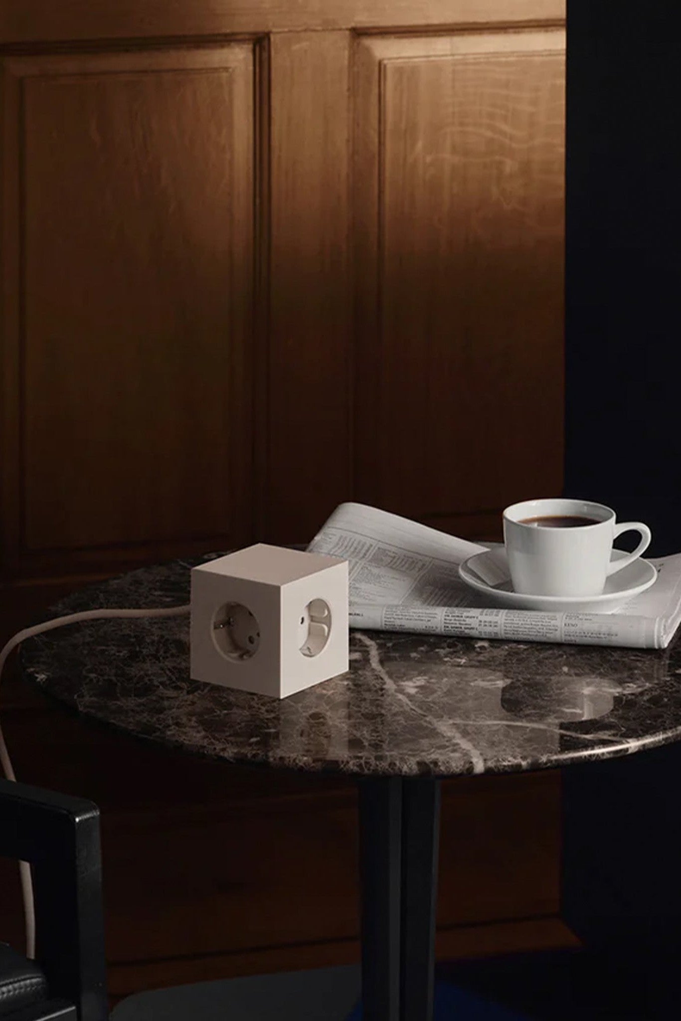 AVOLT - Square 1 USB - C & Magnet - Nomad Sand - BACKYARD