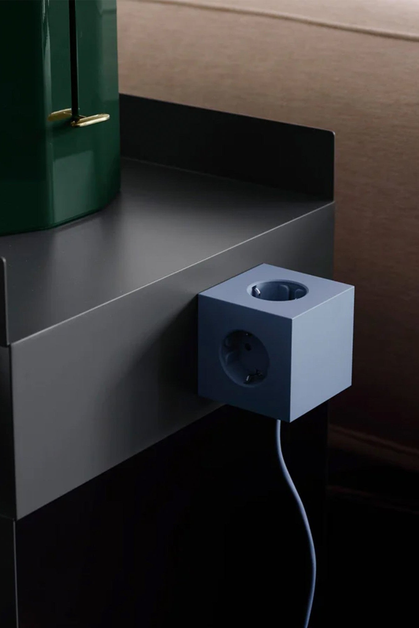 AVOLT - Square 1 USB - C & Magnet - Shark Blue - BACKYARD