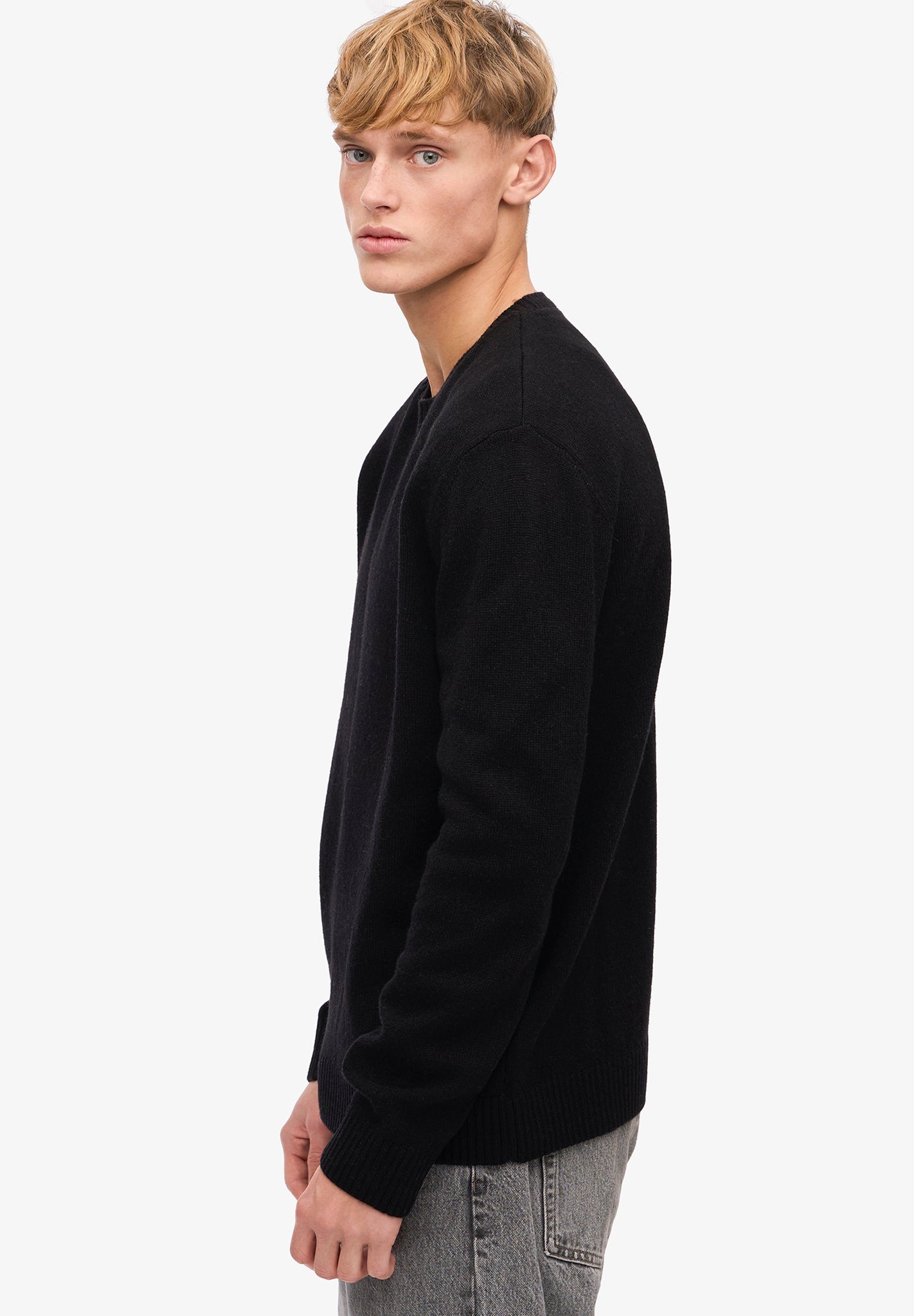 COLORFUL STANDARD - Classic Merino Wool Crew - Deep Black - BACKYARD