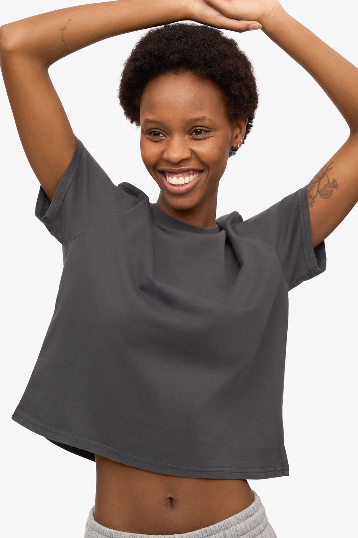 COLORFUL STANDARD - Organic Boxy Crop Tee - Lava Grey - BACKYARD