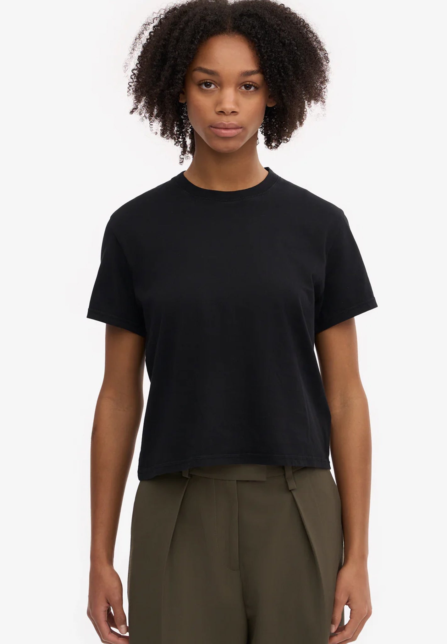 COLORFUL STANDARD - Organic Boxy Crop Tee - Deep Black - BACKYARD