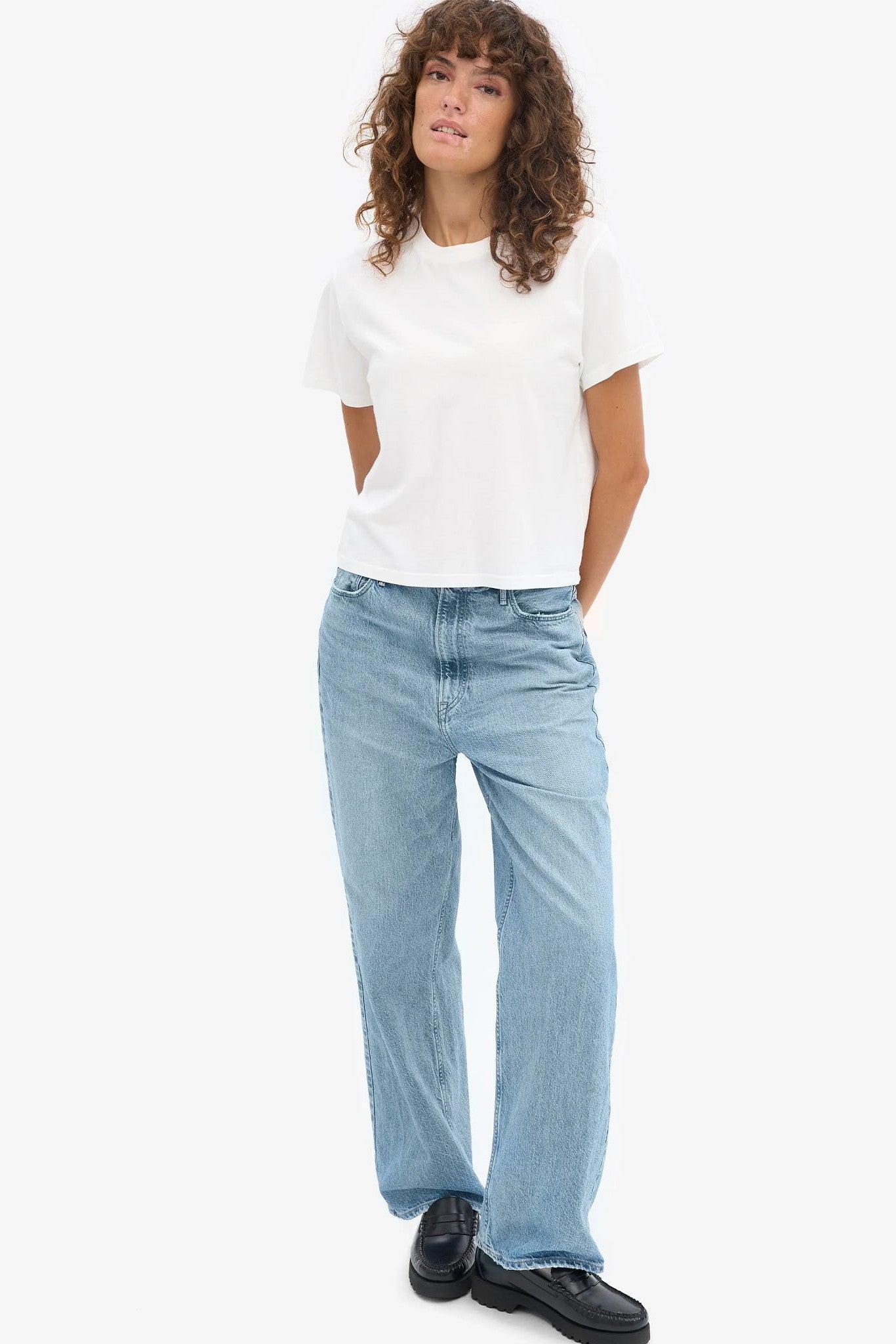 COLORFUL STANDARD - Organic Boxy Crop Tee - Optical White - BACKYARD