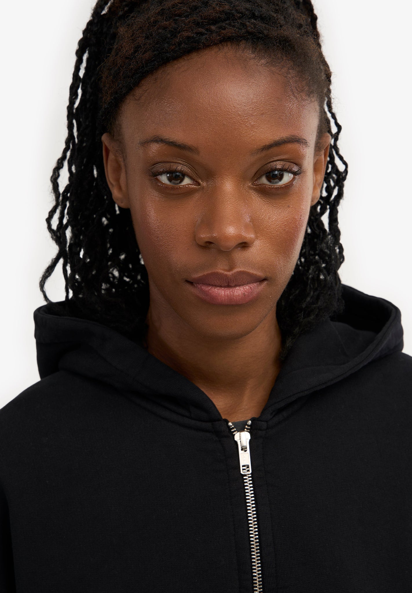 COLORFUL STANDARD - Organic Crop Zip Hood - Deep Black - BACKYARD