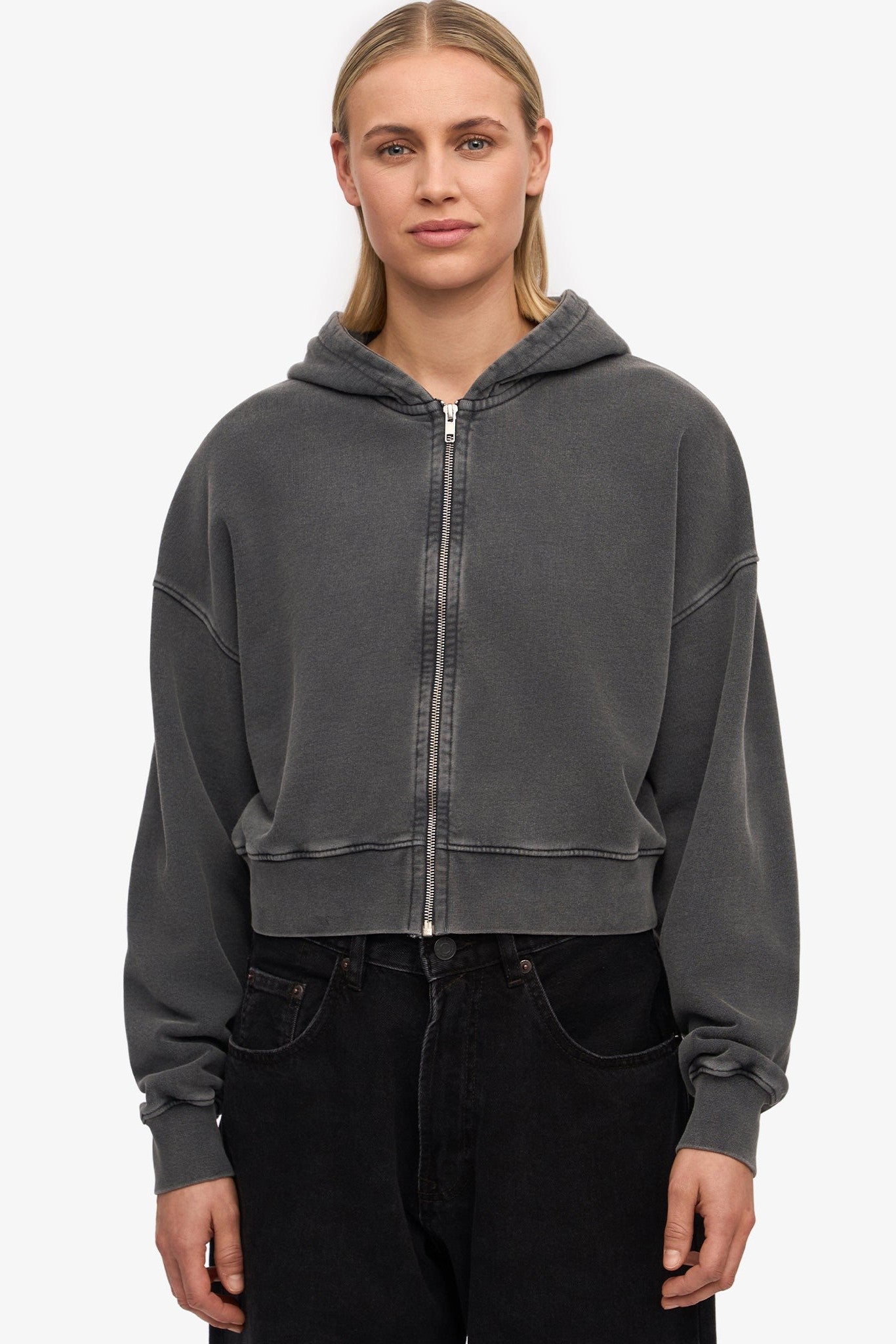 COLORFUL STANDARD - Organic Crop Zip Hood - Faded Black - BACKYARD