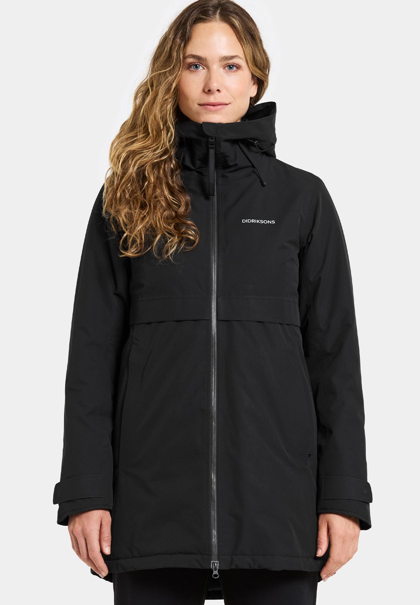 DIDRIKSONS - Helle Women’s Parka 6 - Black - BACKYARD
