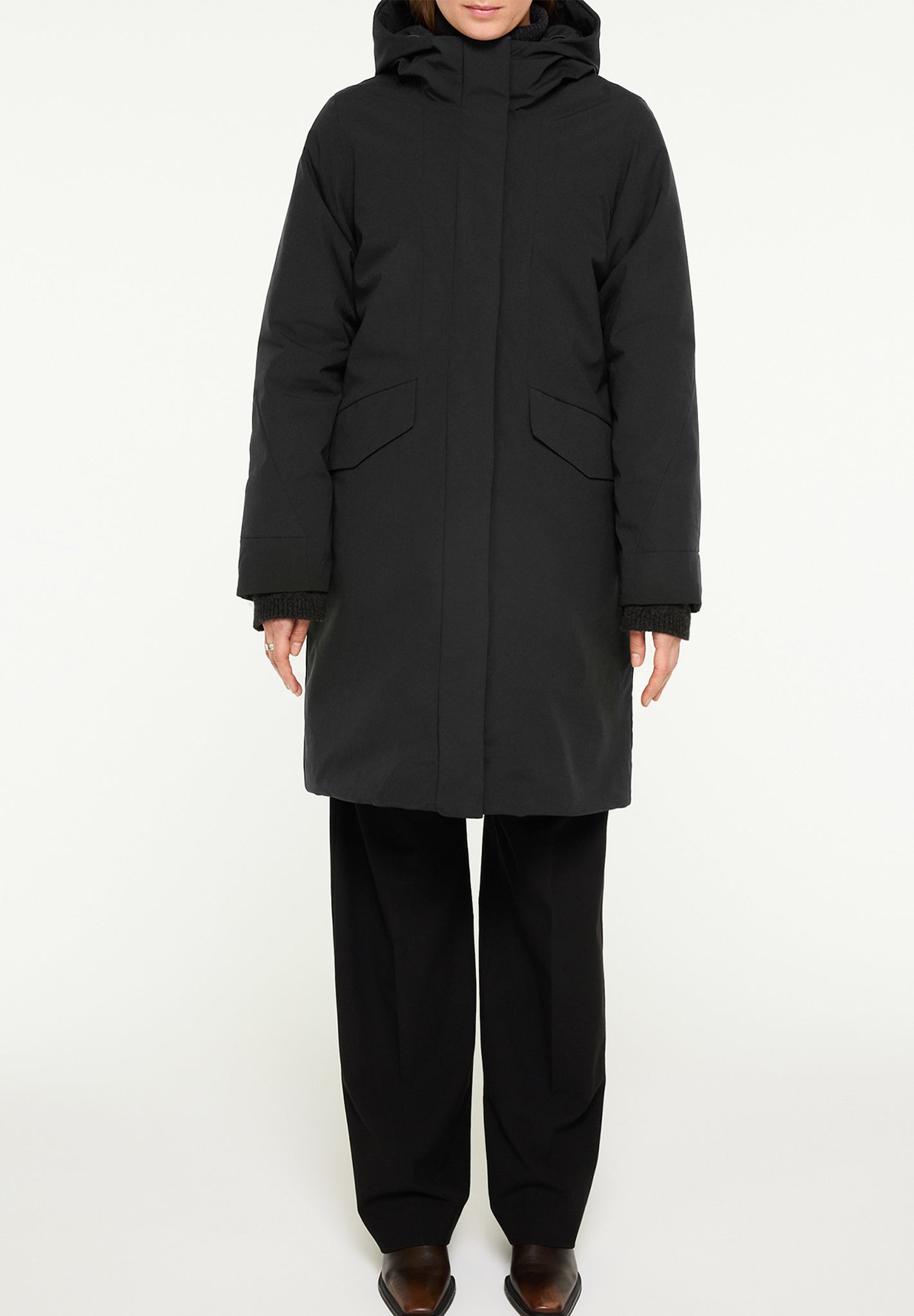 ELVINE - Signy - Black - BACKYARD