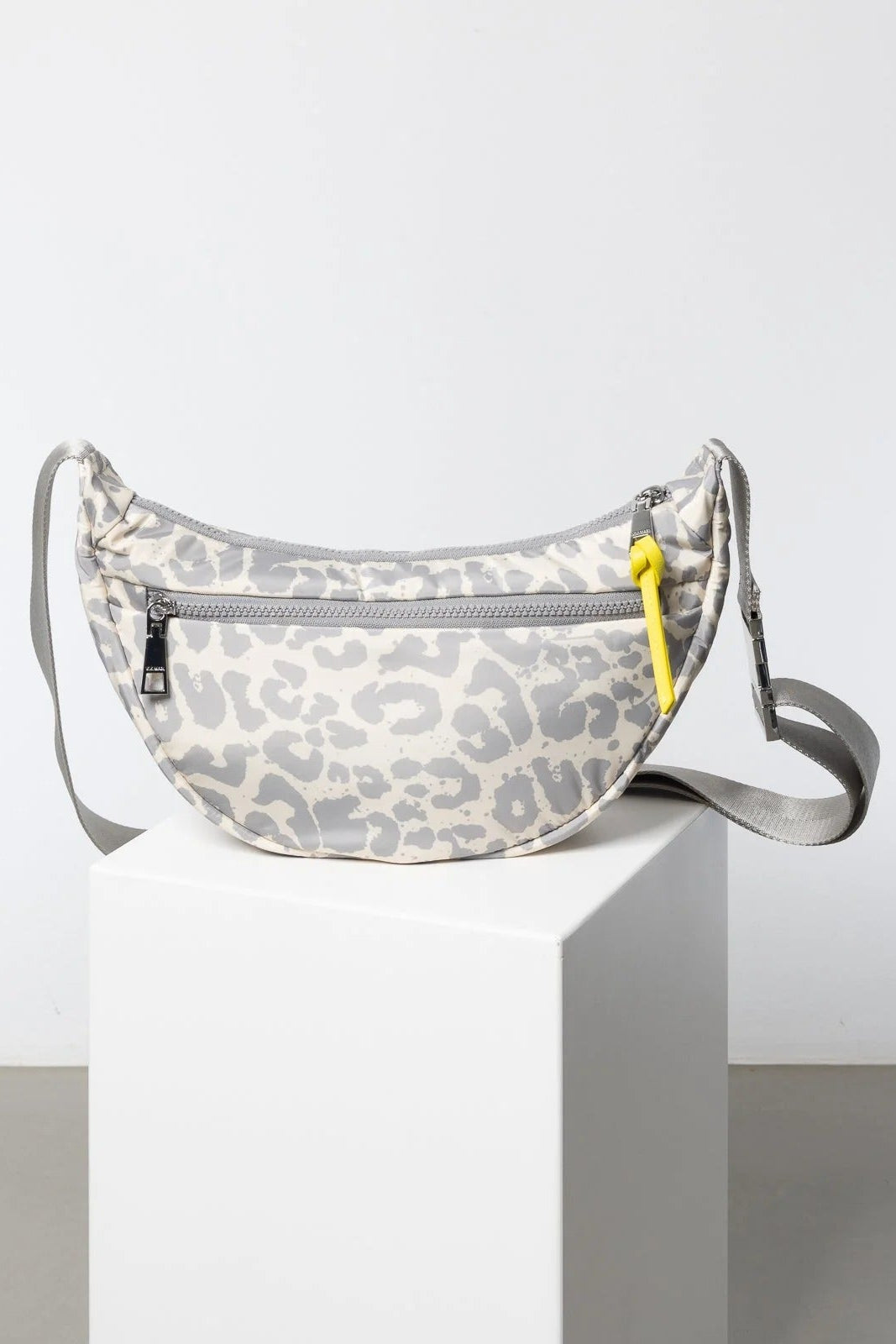 Padded Hip Bag Medium