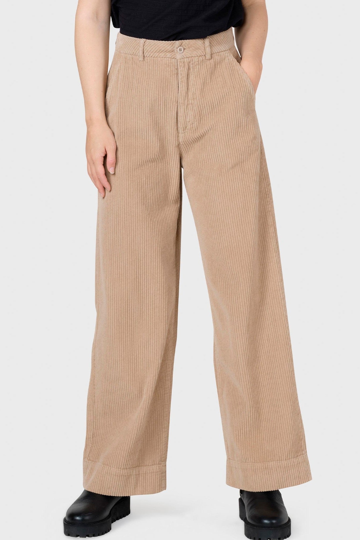 KLITMOLLER COLLECTIVE - Lydia Jumbo Corduroy Pants - Sand - BACKYARD