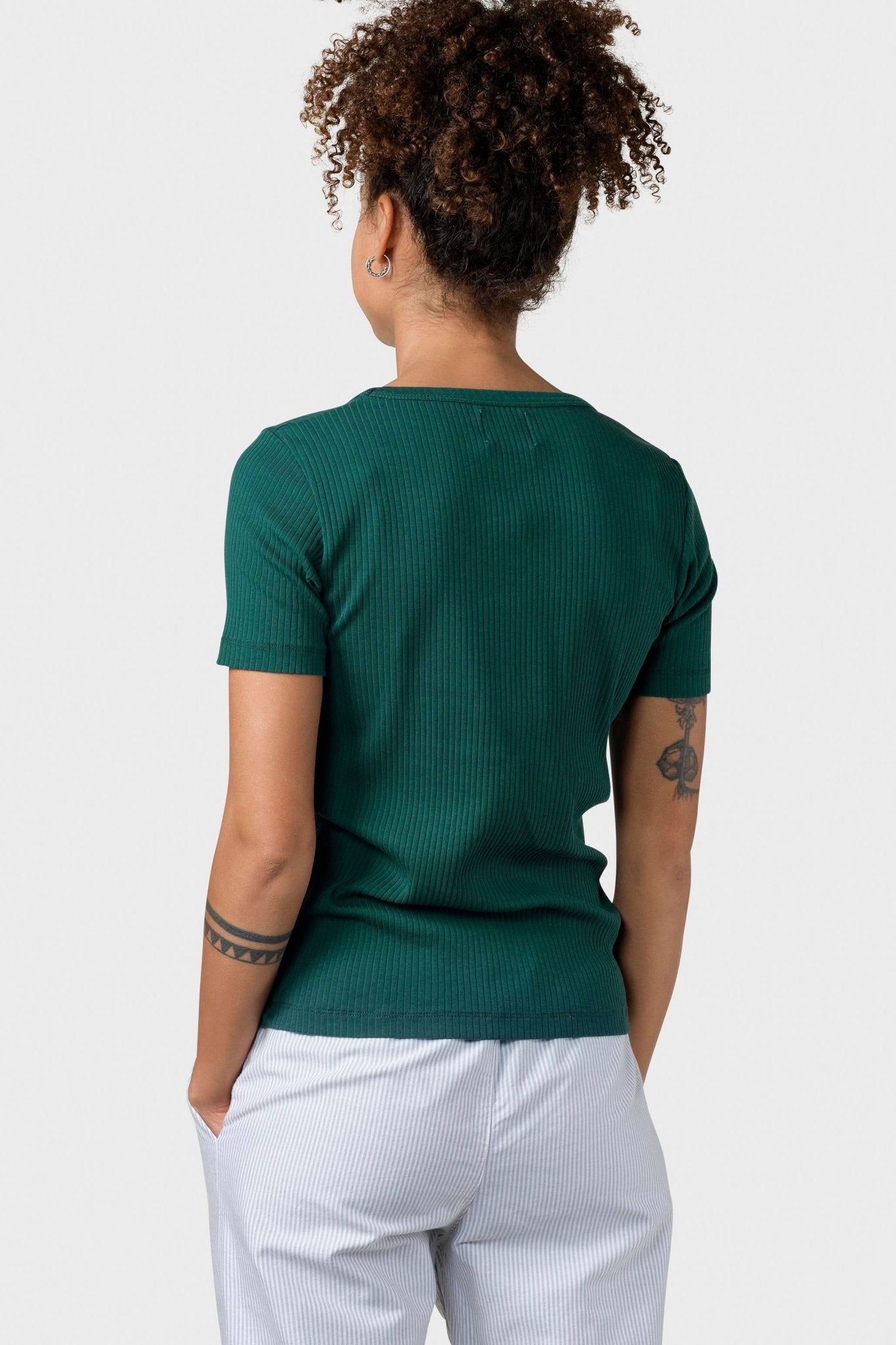 KLITMOLLER COLLECTIVE - Rib Tee - Moss Green - BACKYARD