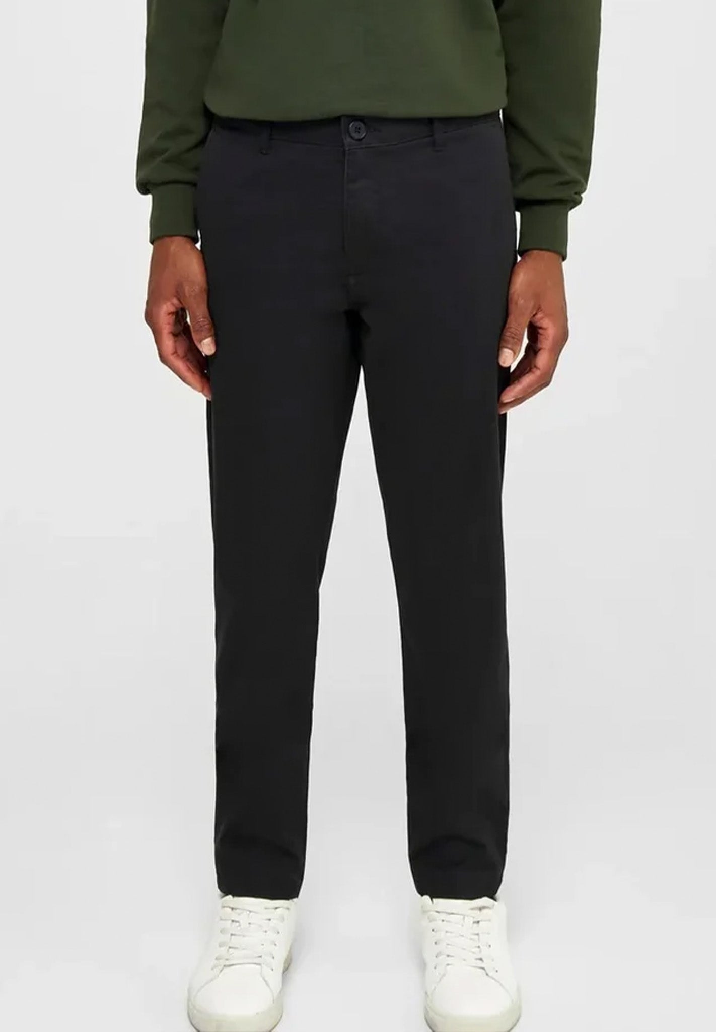 KNOWLEDGE COTTON - Luca Slim Twill Chino Pants - Black Jet - BACKYARD