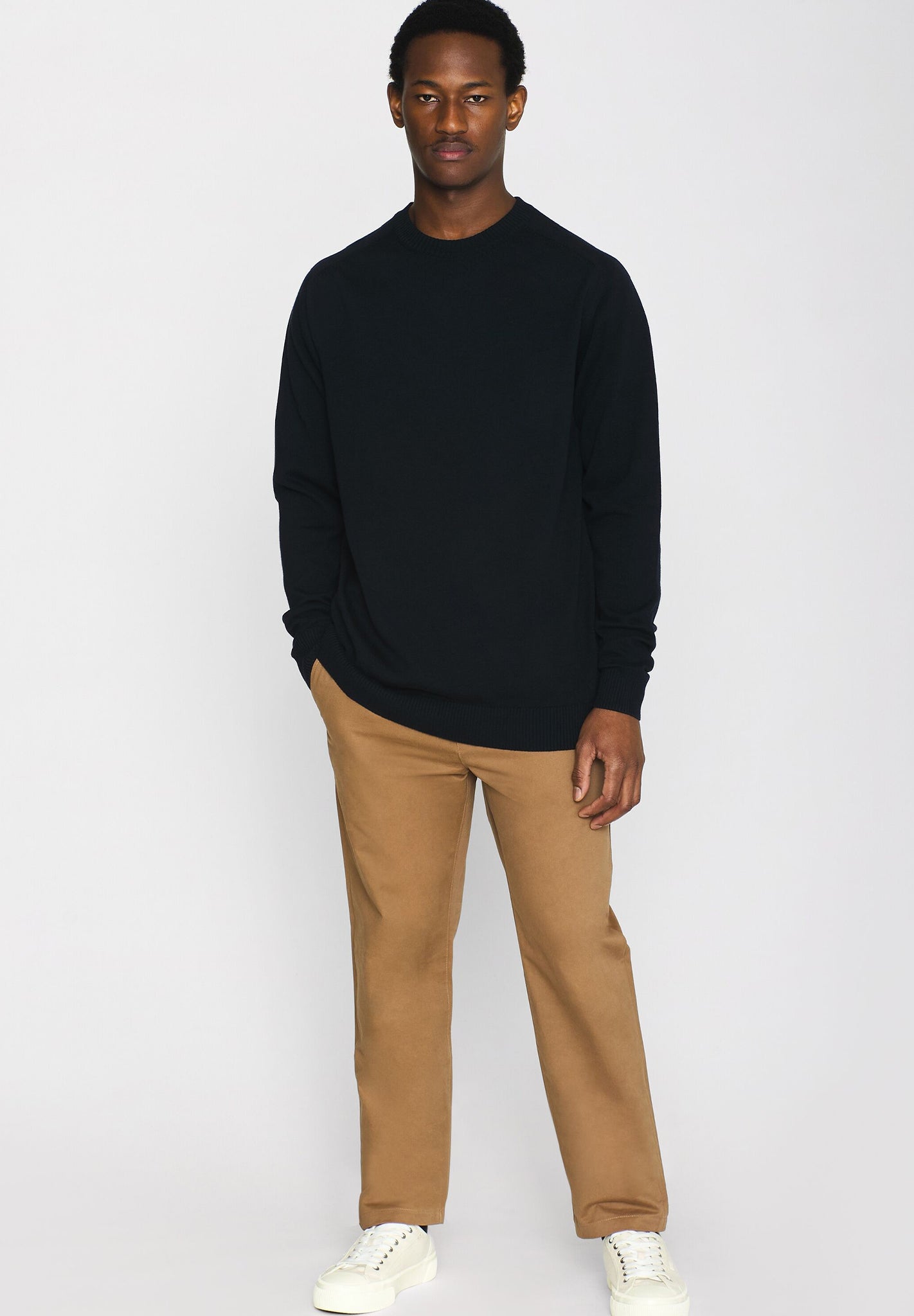 KNOWLEDGE COTTON - Regular Merino Knit Crew Neck - Total Eclipse - BACKYARD