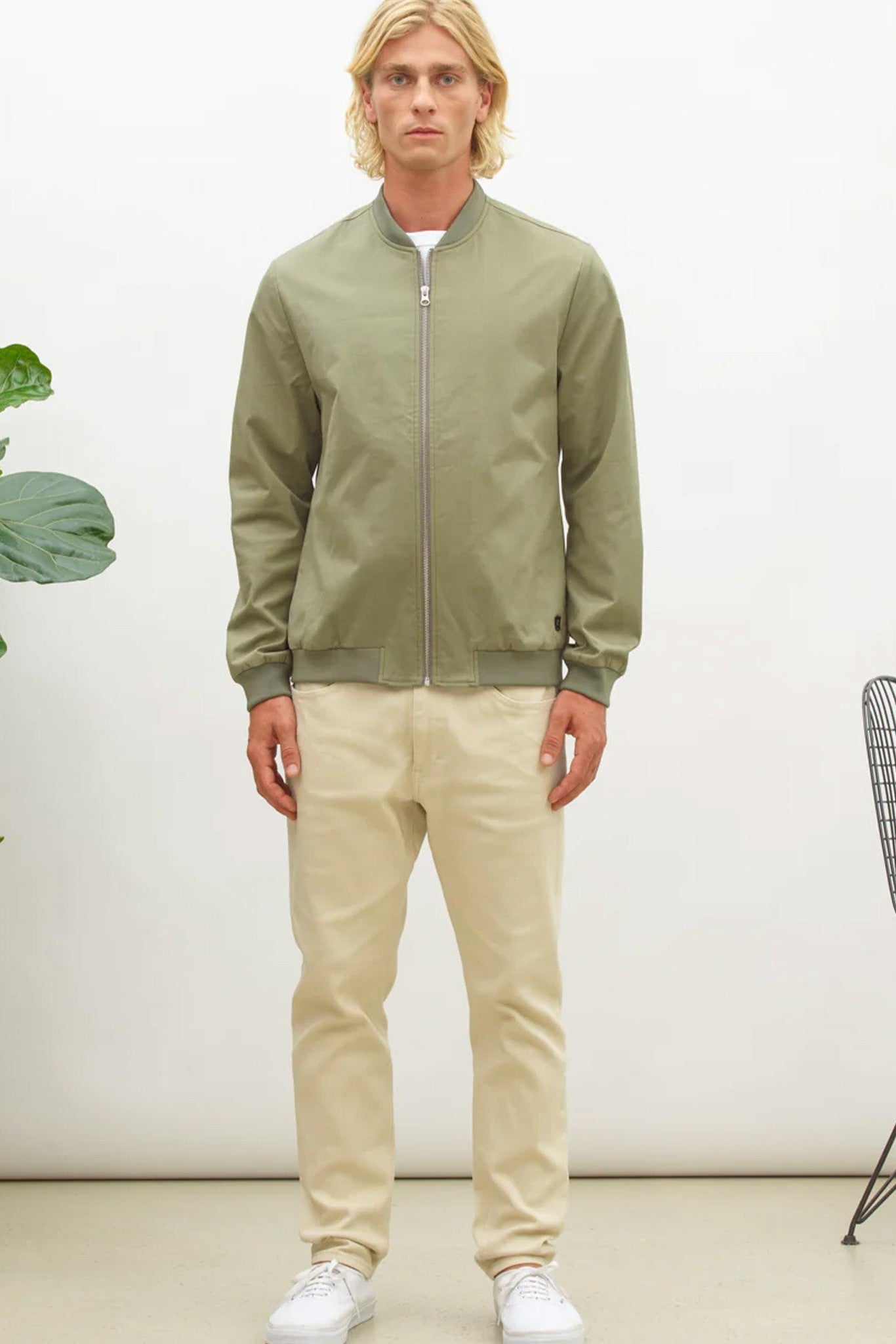 NOWADAYS - Bomber Jacket - Balsam Green - BACKYARD