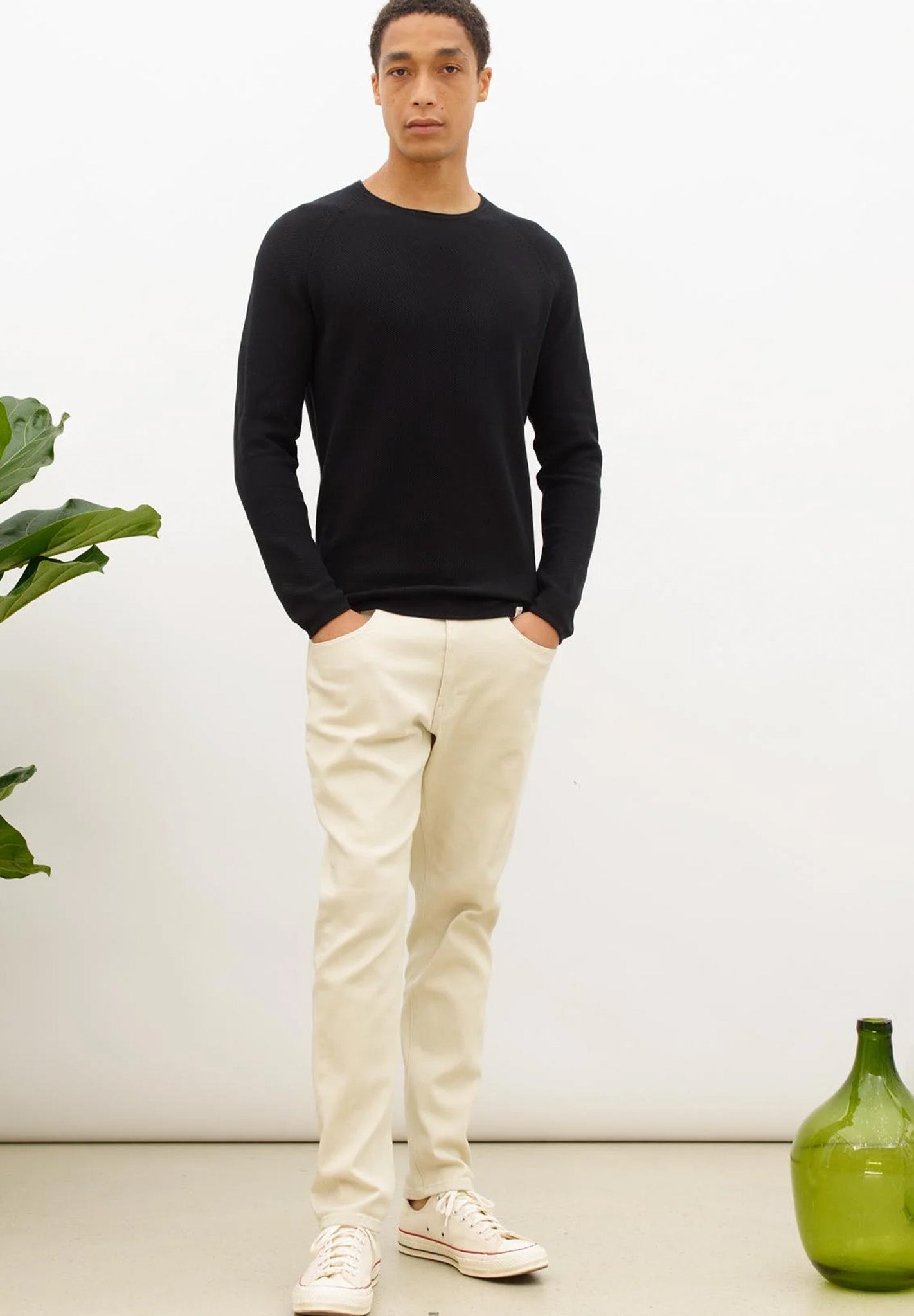 NOWADAYS - Honeycomb Crew Neck - Caviar - BACKYARD