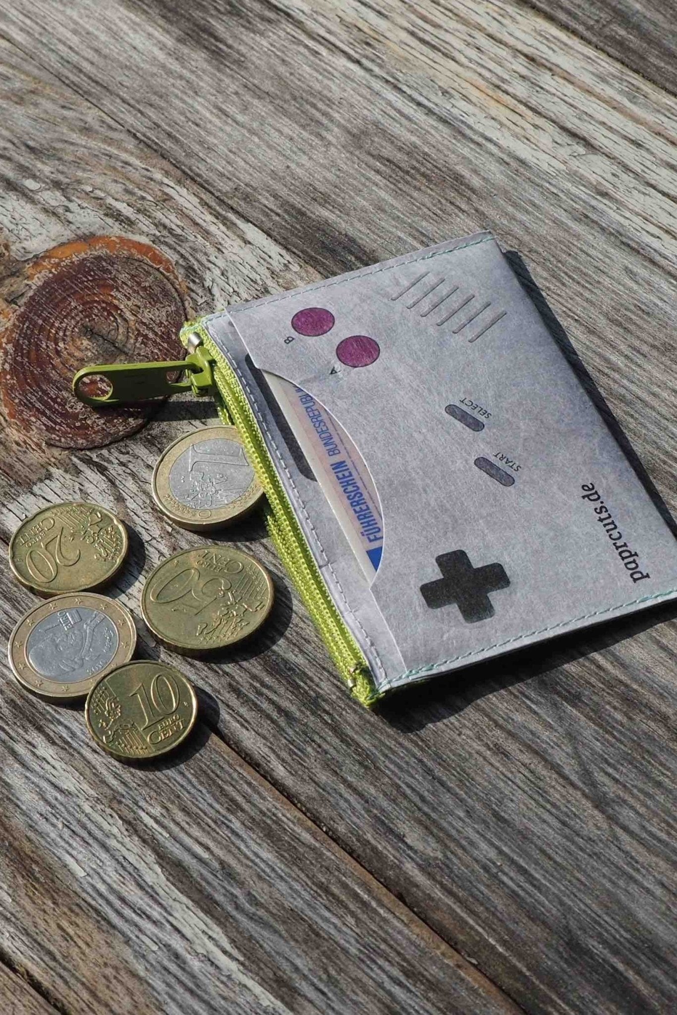 PAPRCUTS - Game Boy Münzbörse - Game Boy - BACKYARD