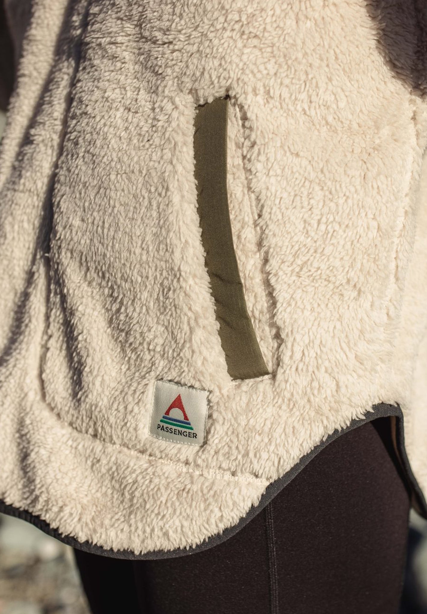 PASSENGER - Beaumont Recycled Sherpa Hooded Fleece - Vintage White - BACKYARD