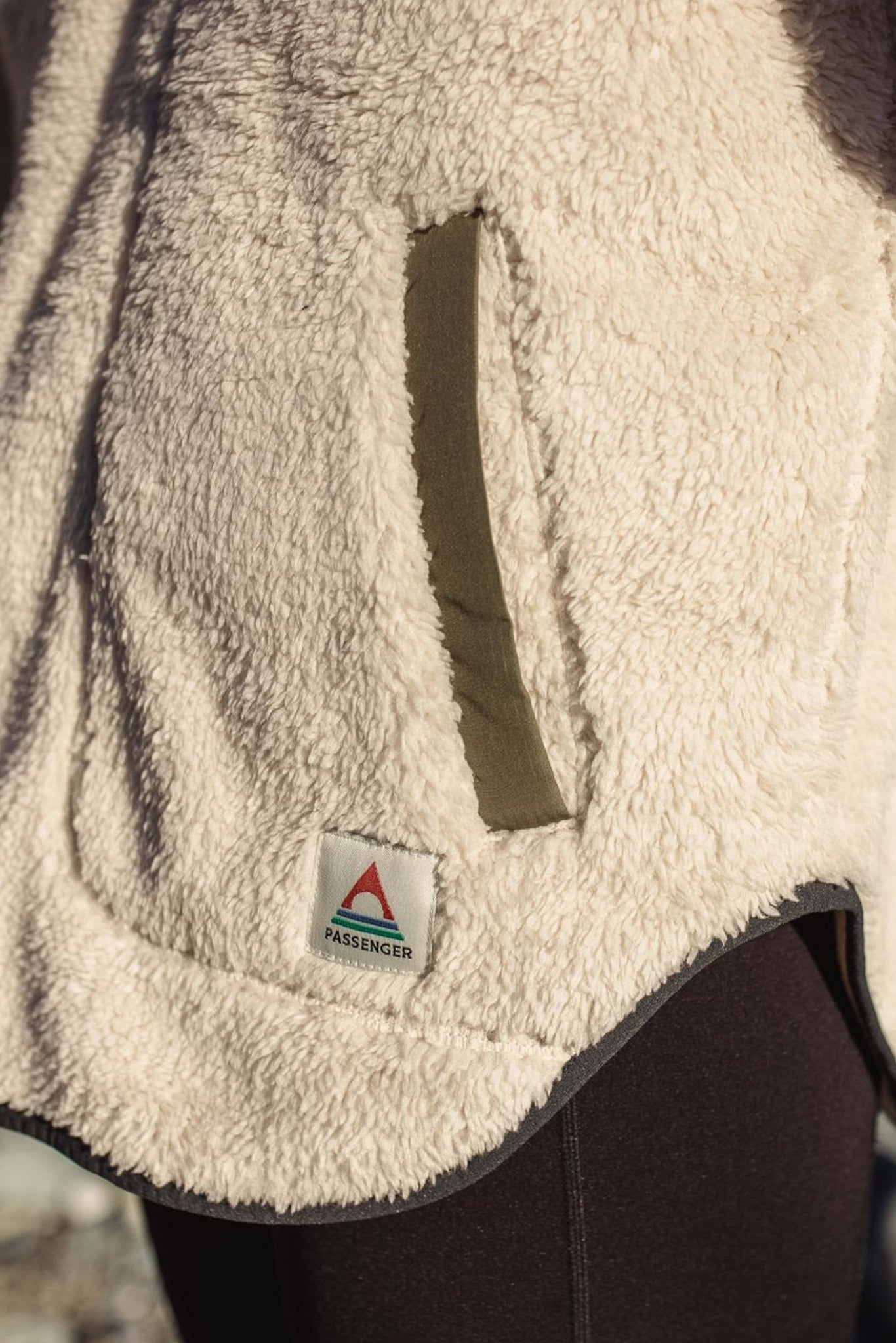 PASSENGER - Beaumont Recycled Sherpa Hooded Fleece - Vintage White - BACKYARD