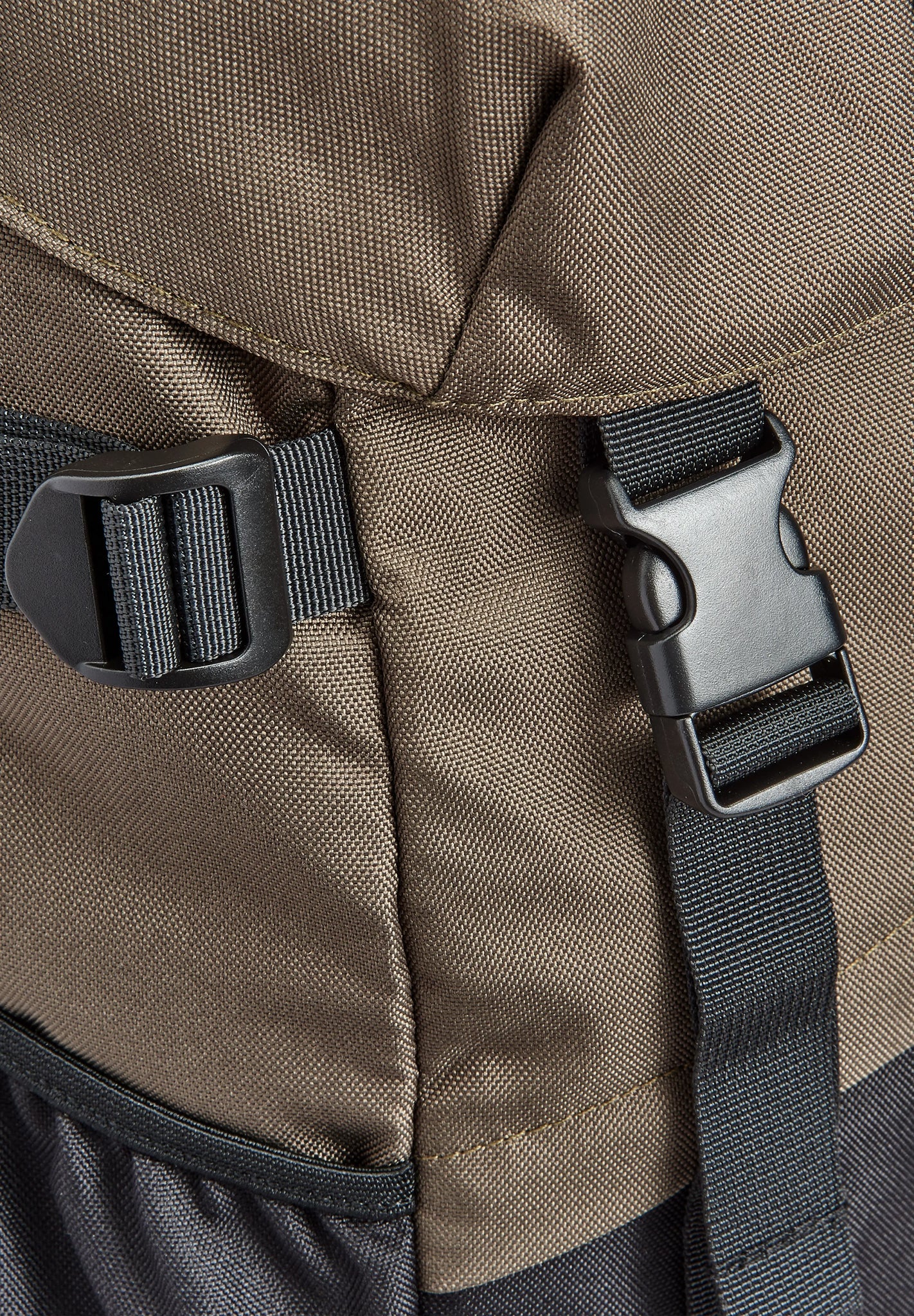 PASSENGER - Boondocker Recycled 26L Backpack - Black Khaki - BACKYARD