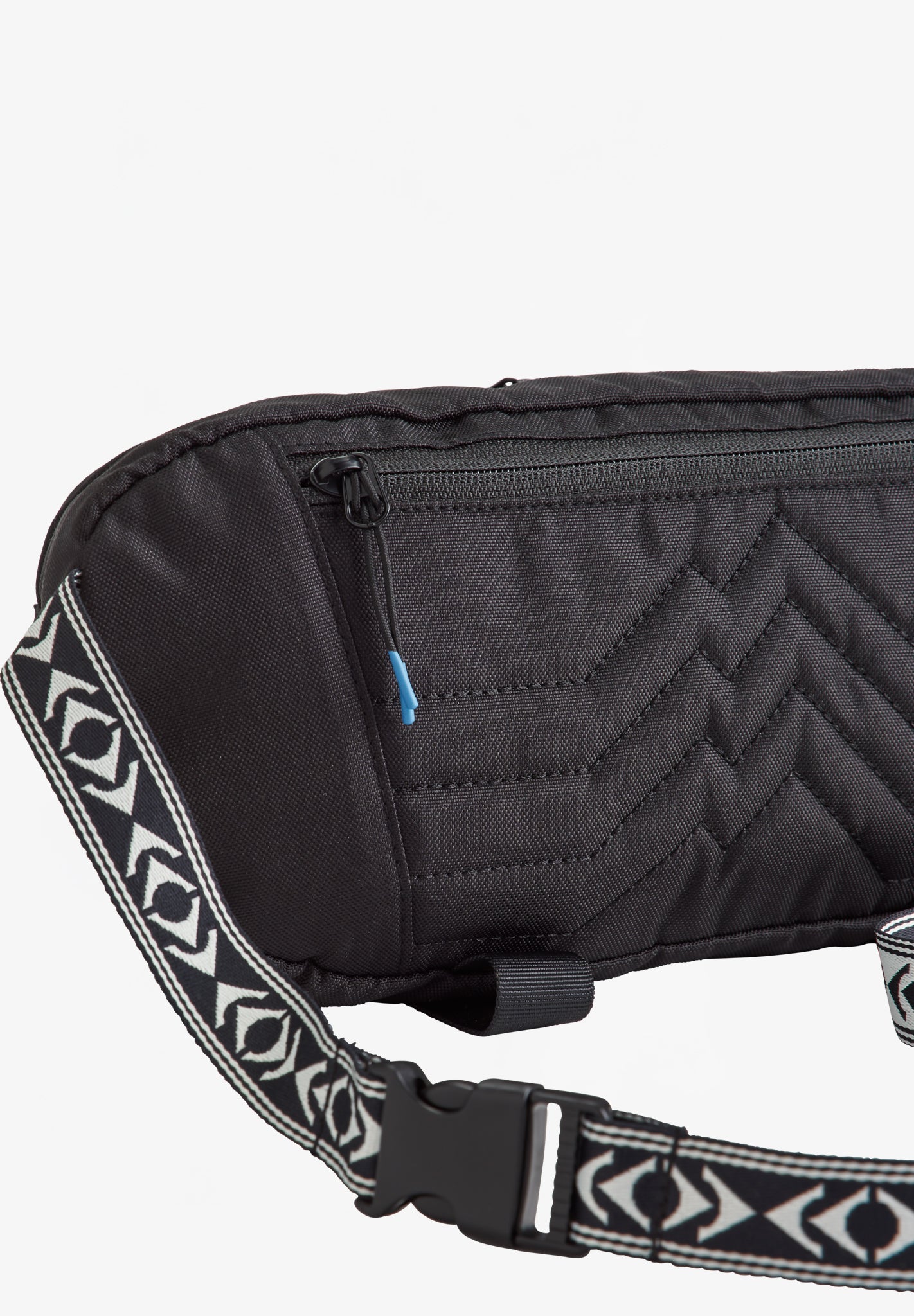 PASSENGER - Boondocker Recycled Hip Pack - Black - BACKYARD