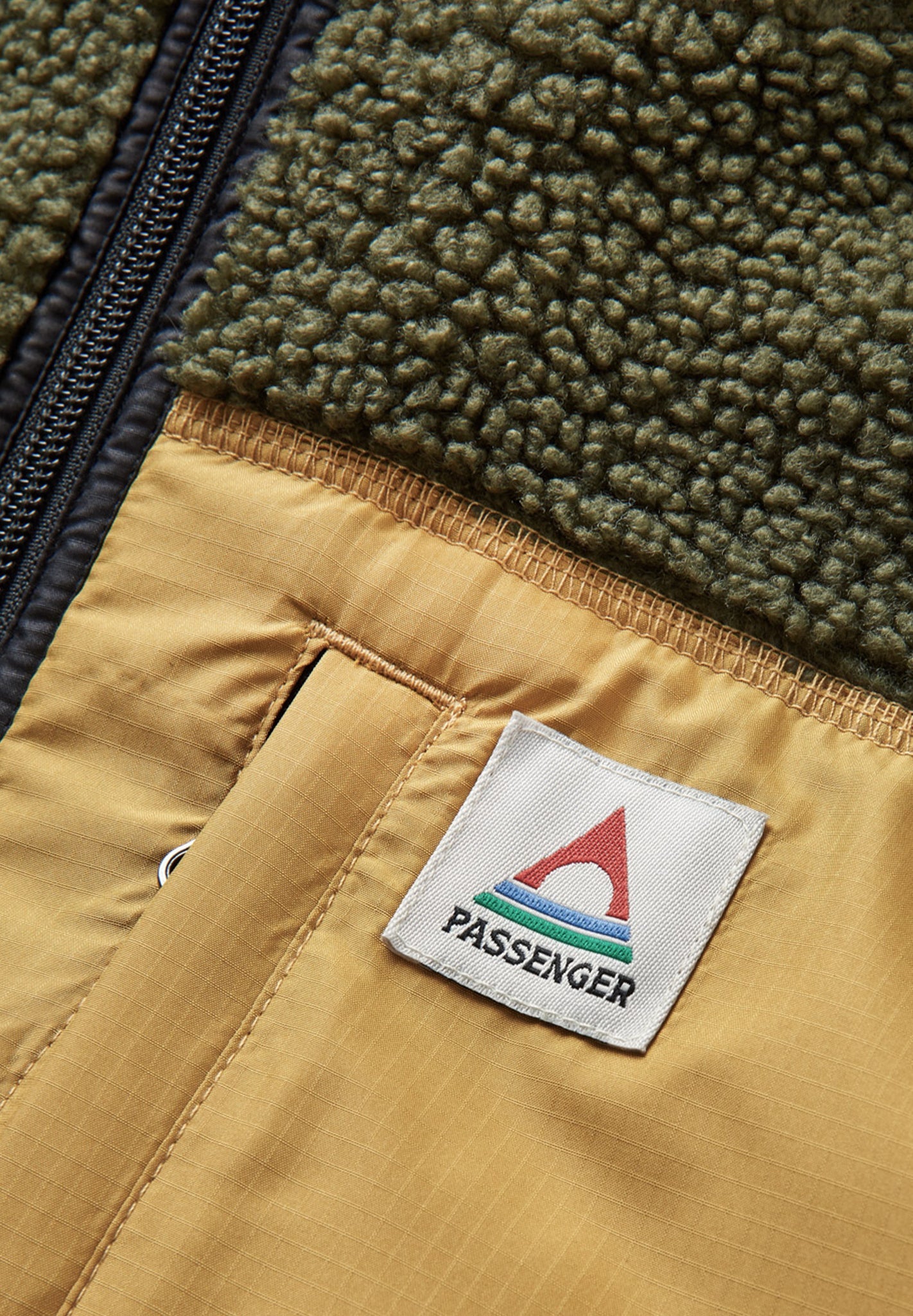 PASSENGER - Born Explorer Recycled Polar - Lined Sherpa Fleece - Khaki - BACKYARD