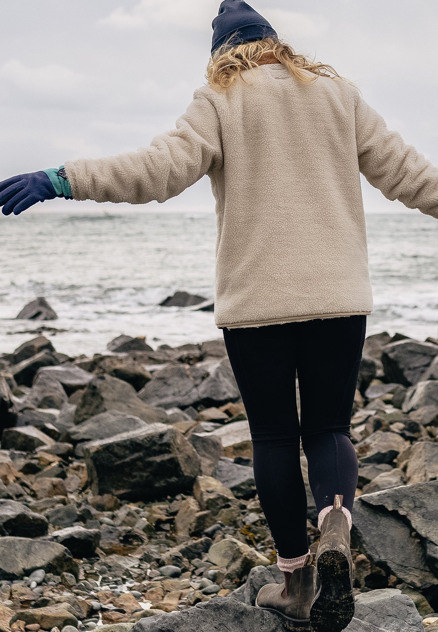 PASSENGER - Clover 2.0 Recycled Sherpa Fleece - Vintage White - BACKYARD