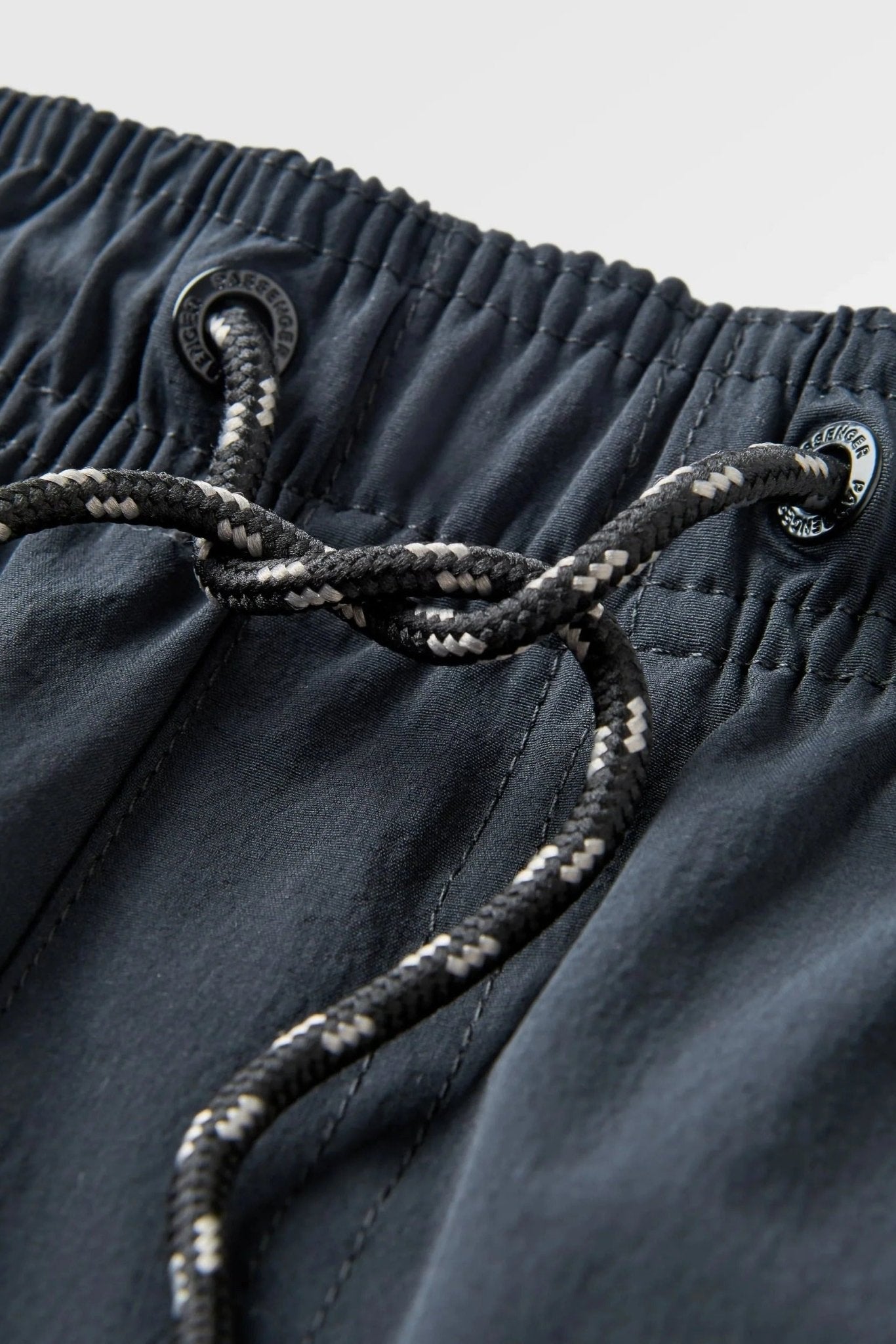 PASSENGER - Drifter Beach Lined Short - Black - BACKYARD