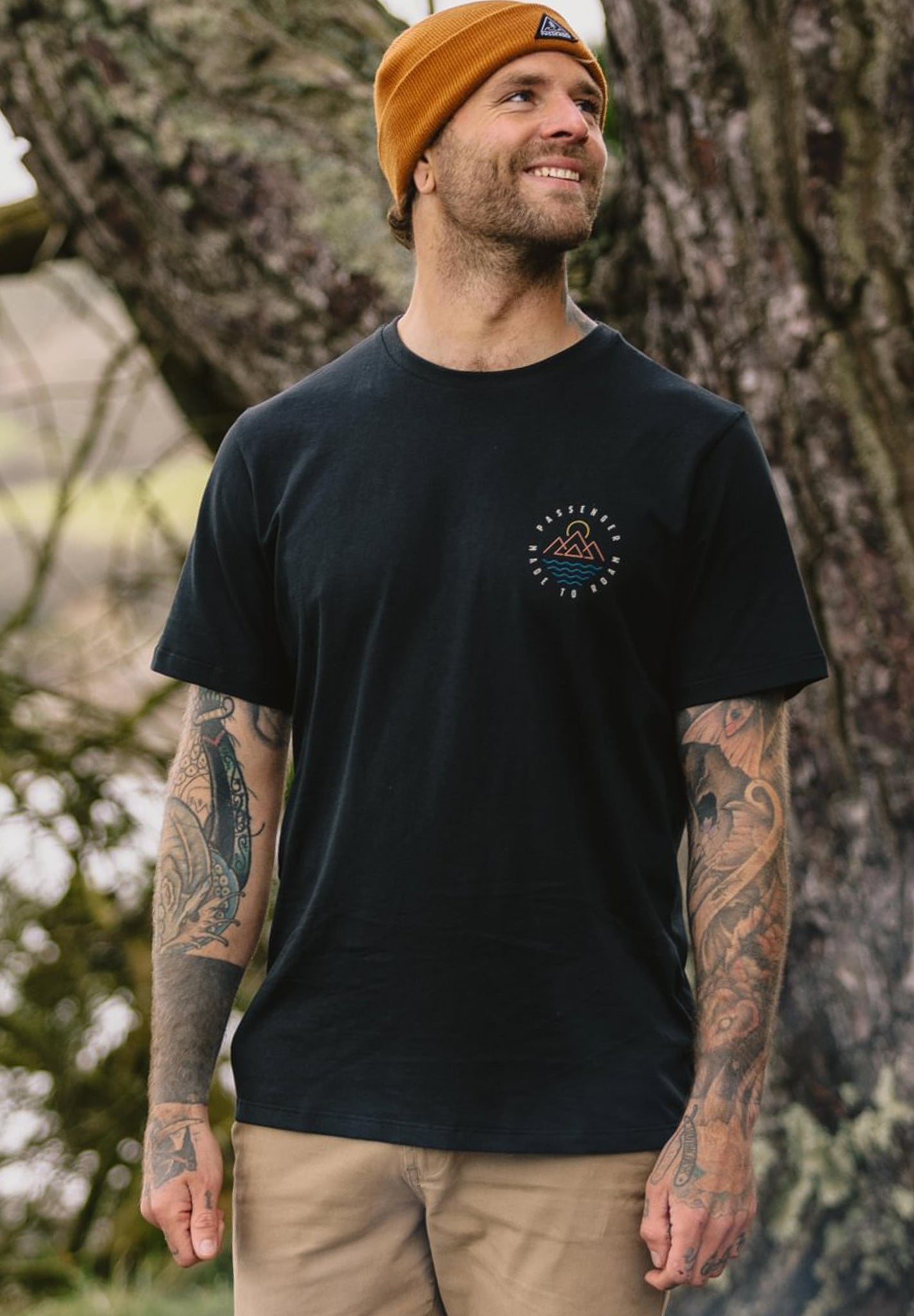 PASSENGER - Escapism Recycled Cotton T-Shirt - Black - BACKYARD