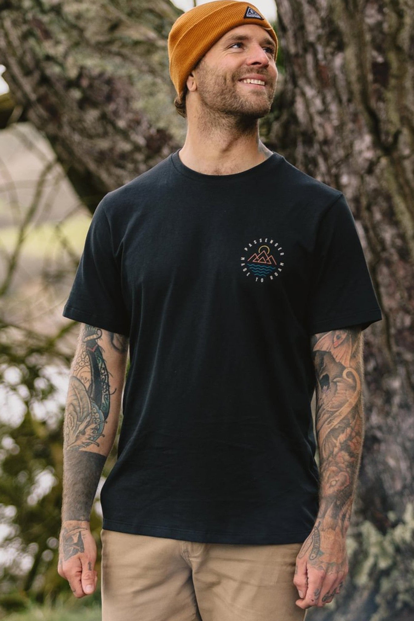 PASSENGER - Escapism Recycled Cotton T-Shirt - Black - BACKYARD