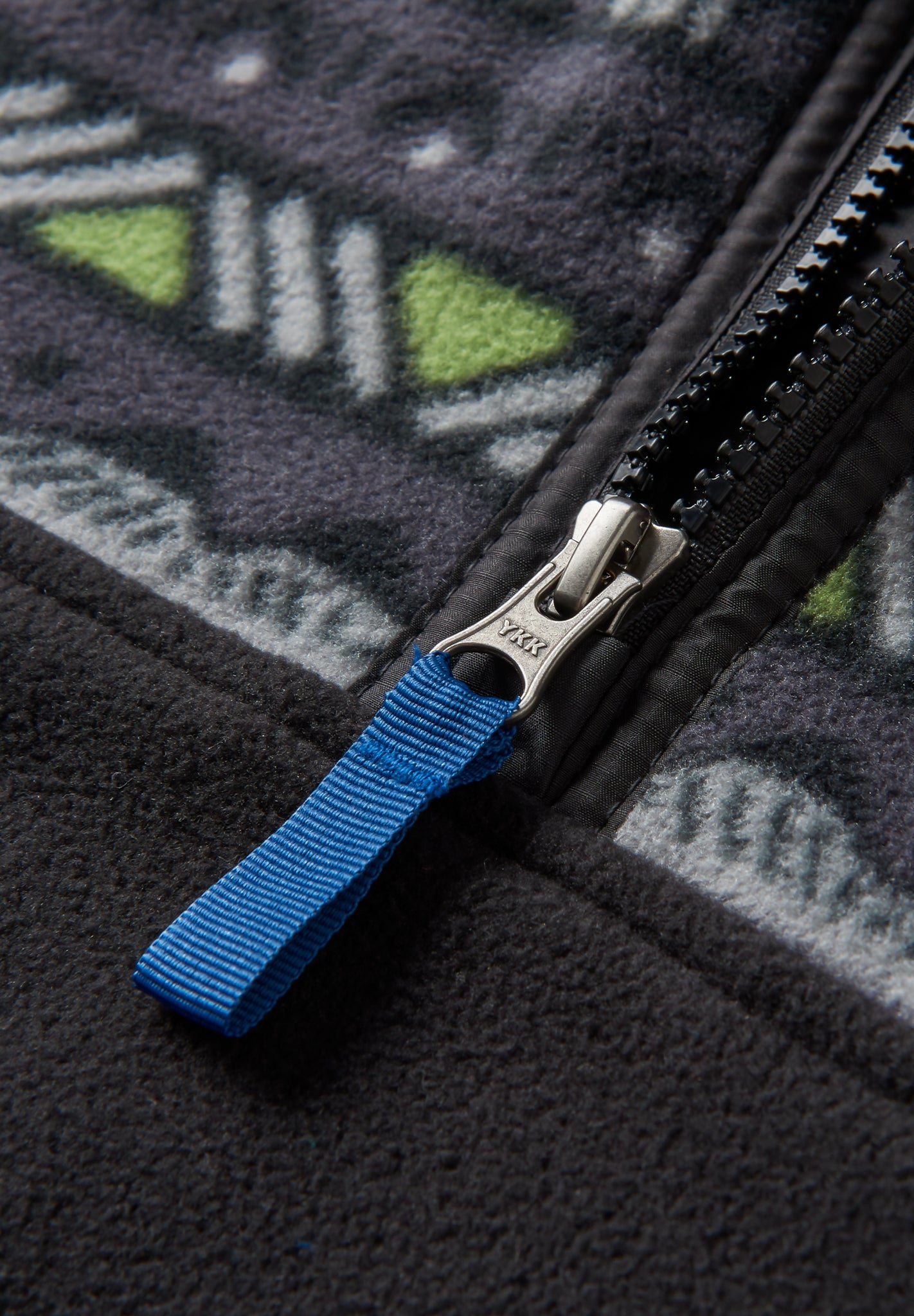 PASSENGER - Set Off Recycled Polar 1/4 Zip Fleece - Mountain Geo Charcoal - BACKYARD