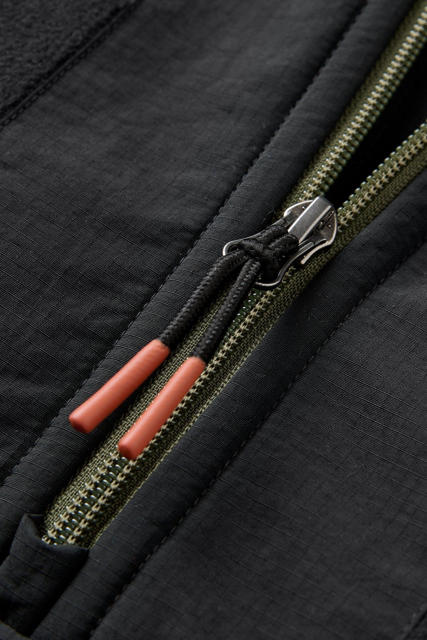 PASSENGER - Woodland Hooded 1/2 Zip Recycled Polar Fleece - Black Khaki - BACKYARD