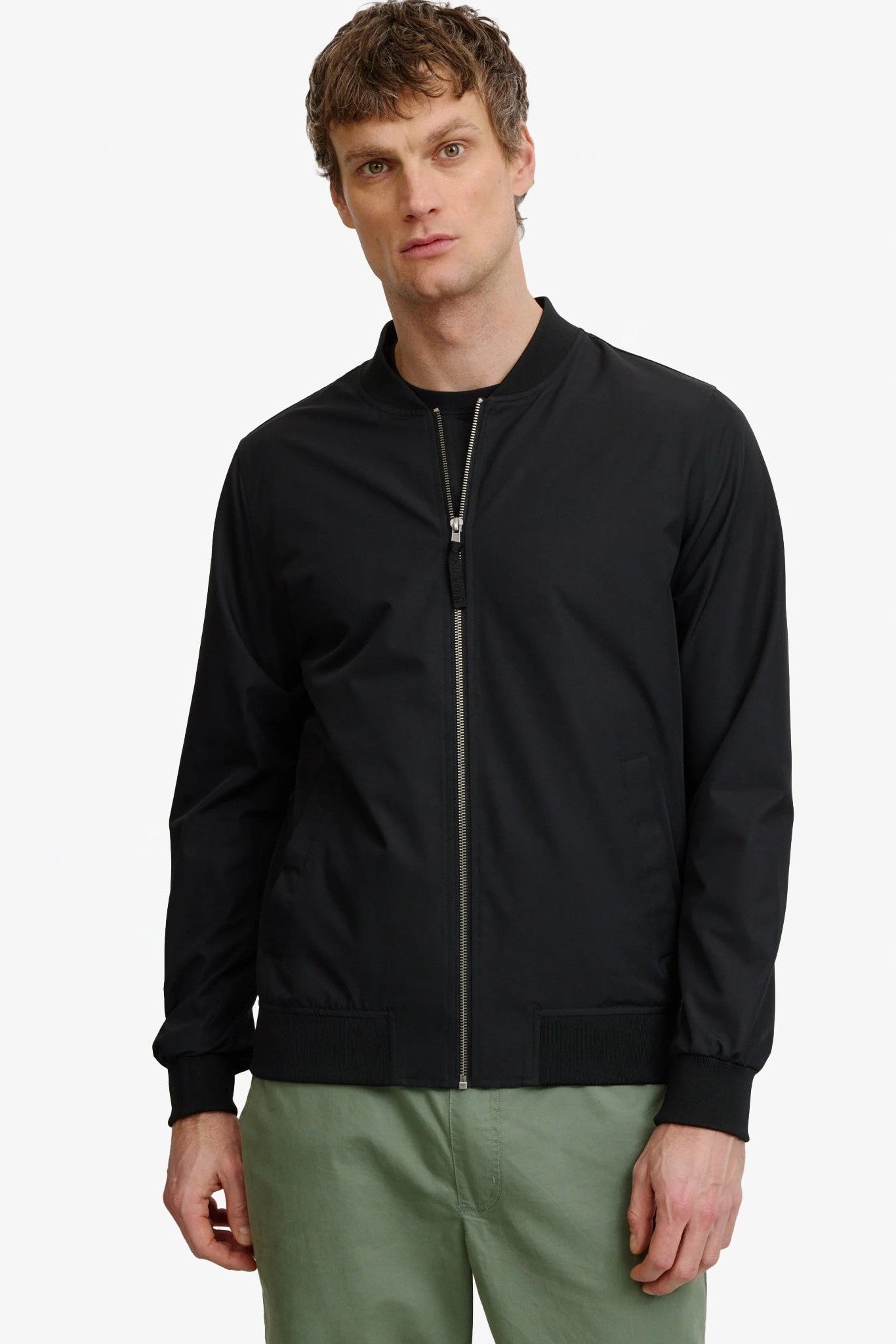 RECOLUTION - Aspen - Black - BACKYARD