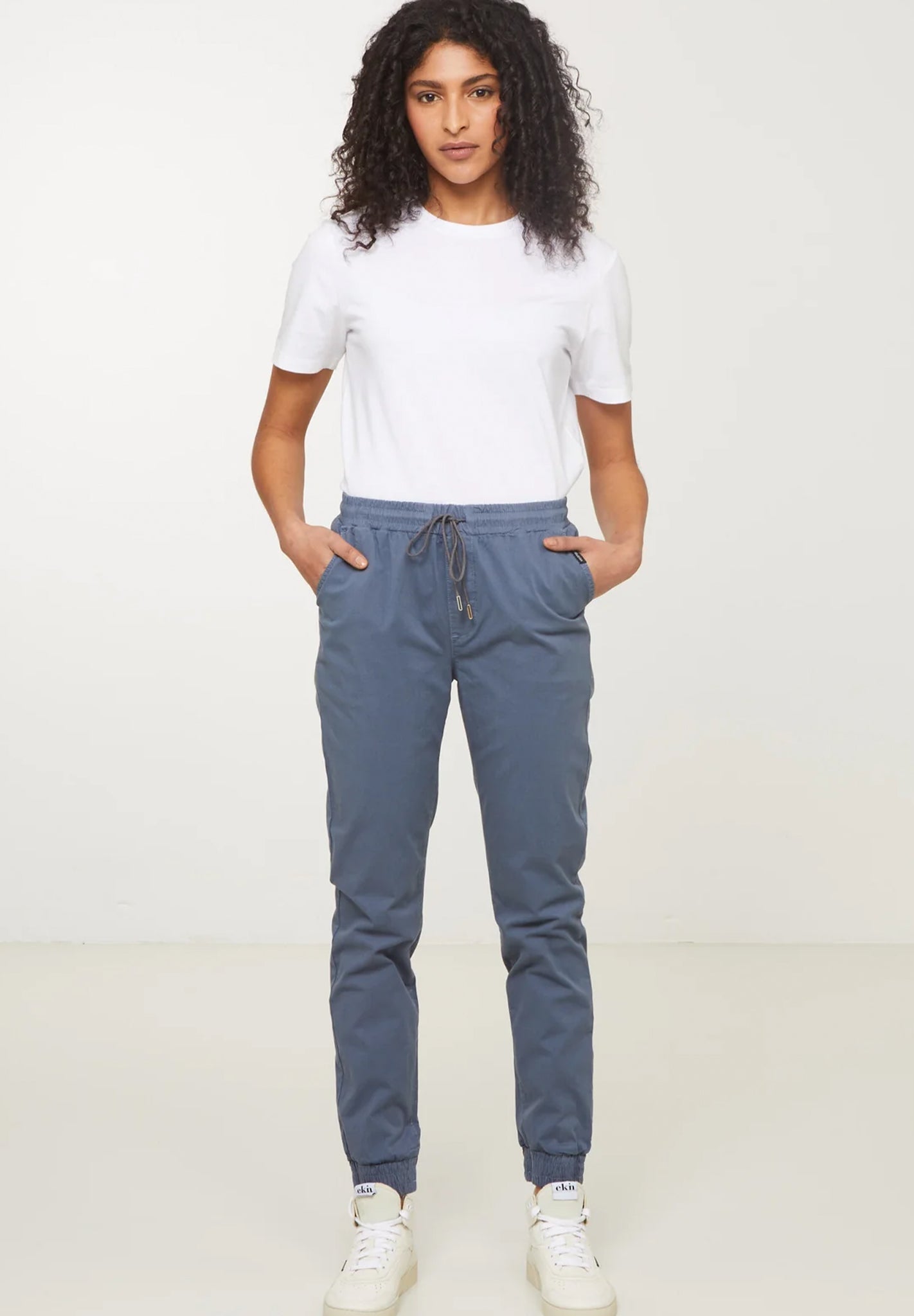 RECOLUTION - Calathea - Dove Blue - BACKYARD