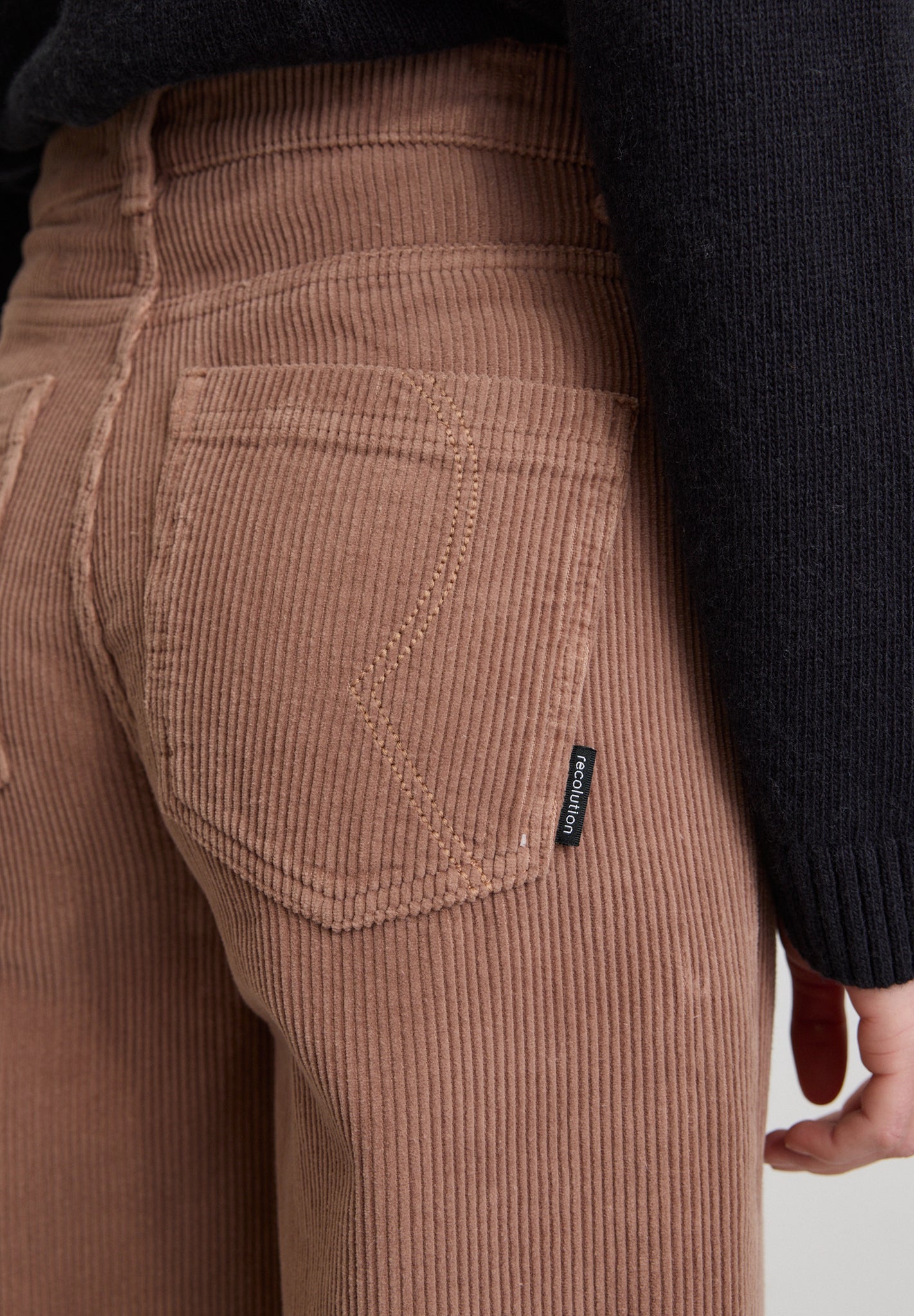 RECOLUTION - Erica Corduroy - Cognac Brown - BACKYARD