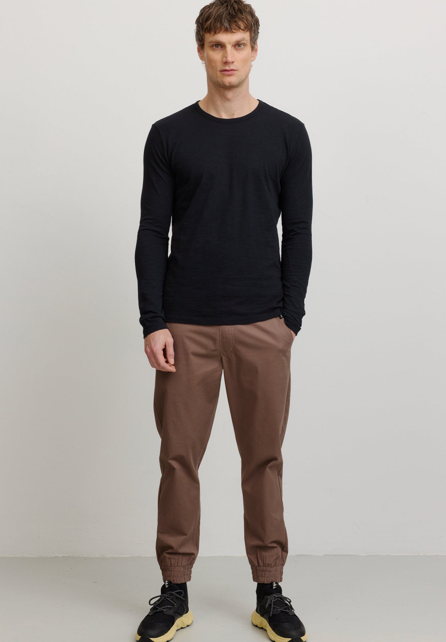 RECOLUTION - Maca - Black - BACKYARD