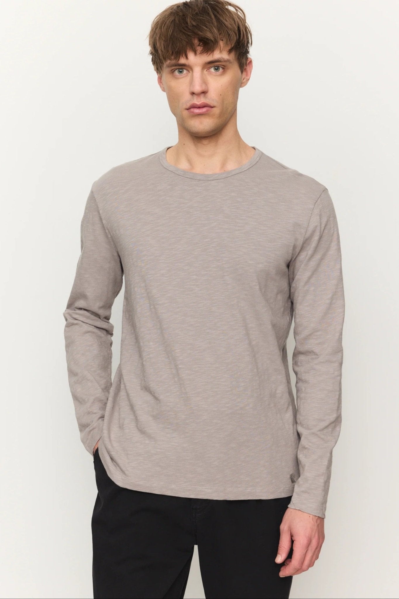 RECOLUTION - Maca - Greige - BACKYARD