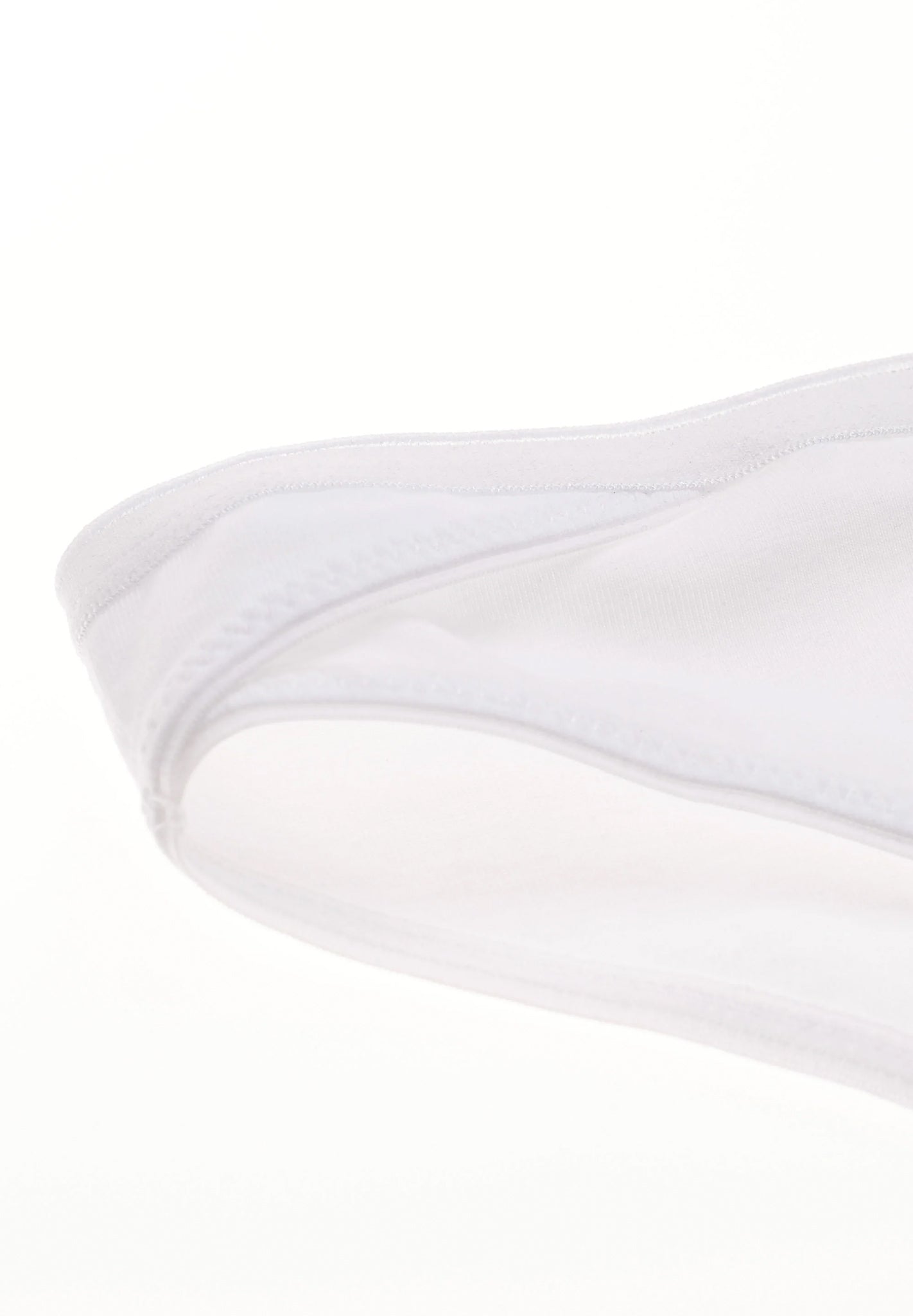 RECOLUTION - Mace - White - BACKYARD