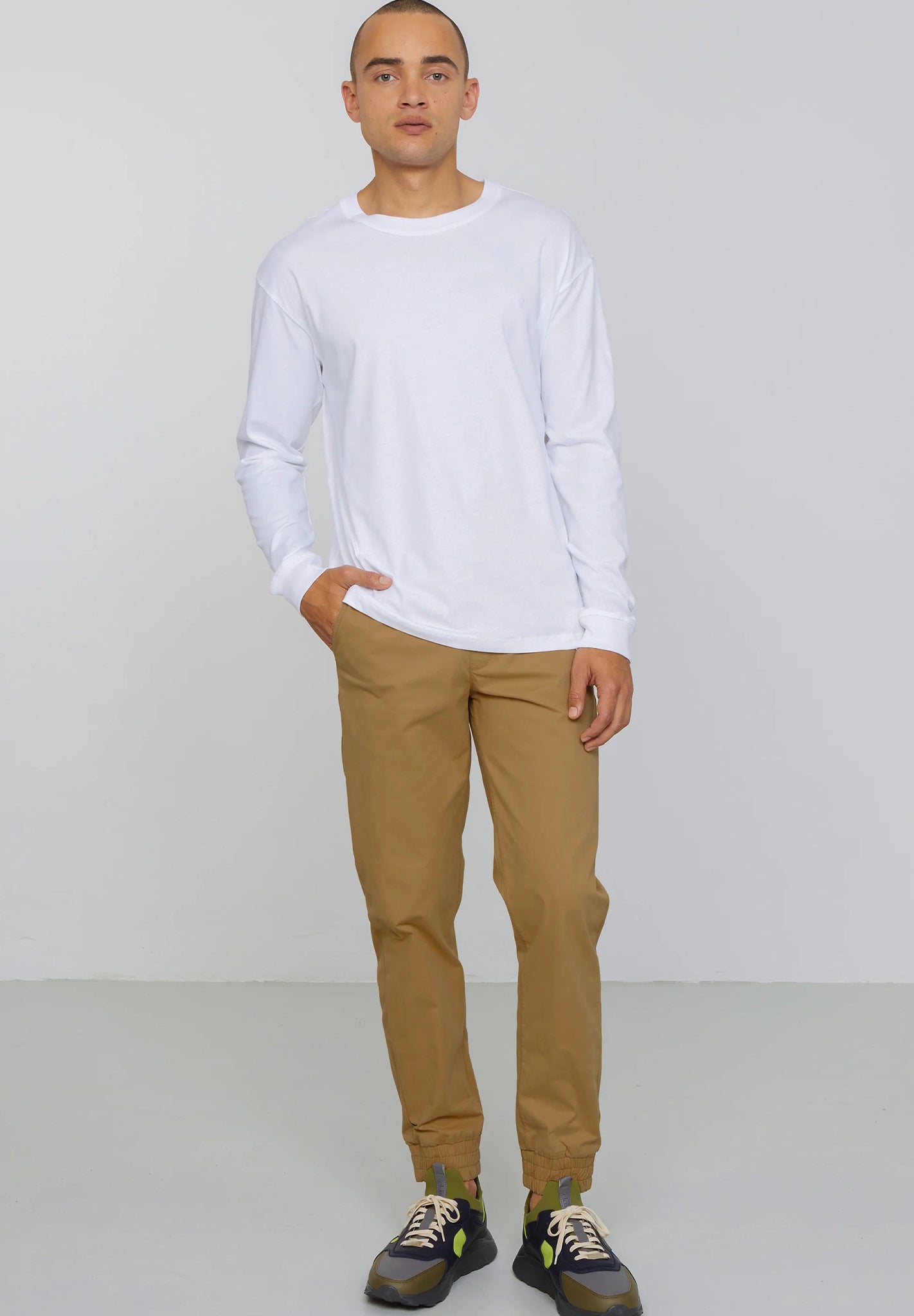 RECOLUTION - Musa - Dark Sand - BACKYARD