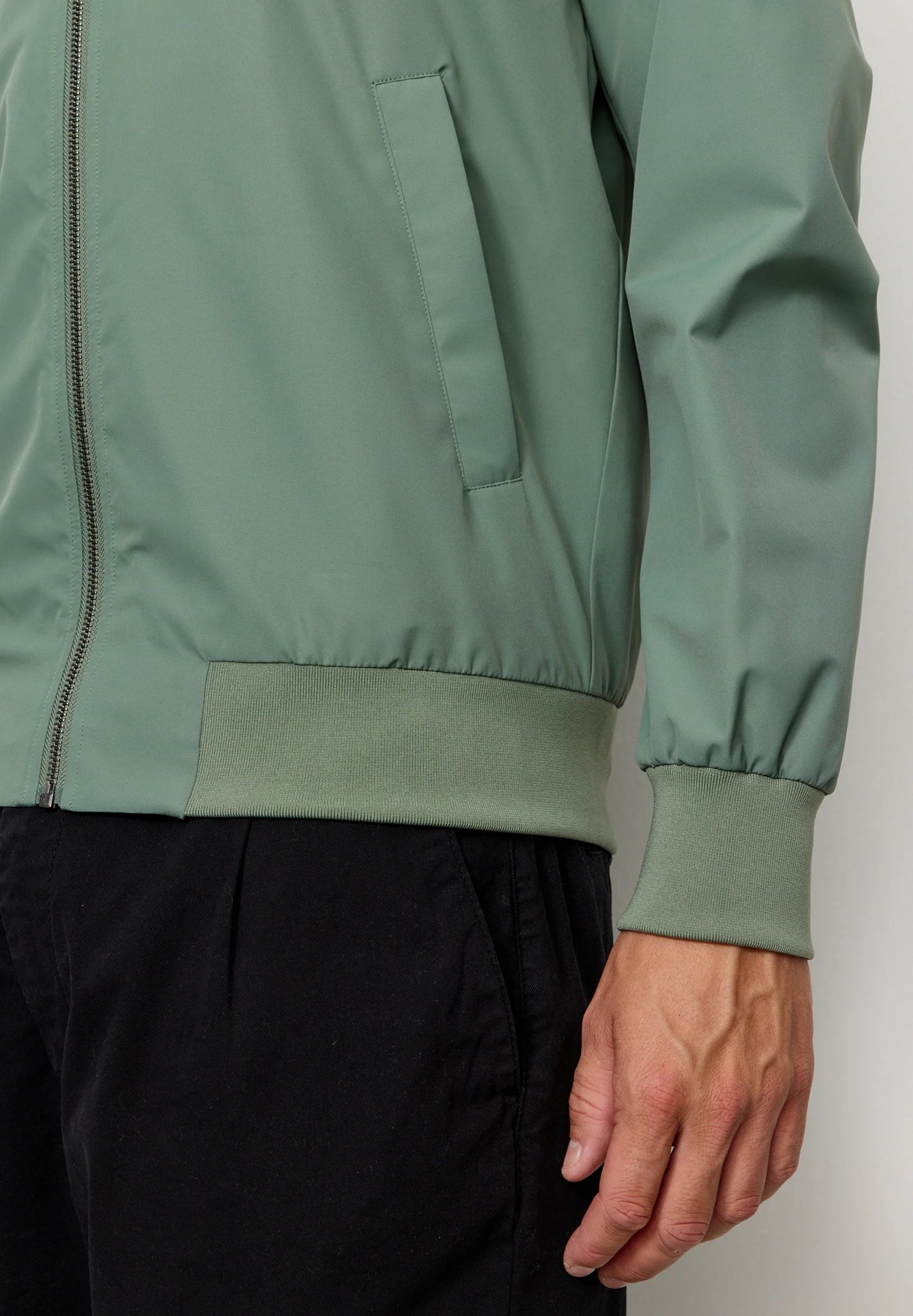 RECOLUTION - Pistachio - Khaki - BACKYARD