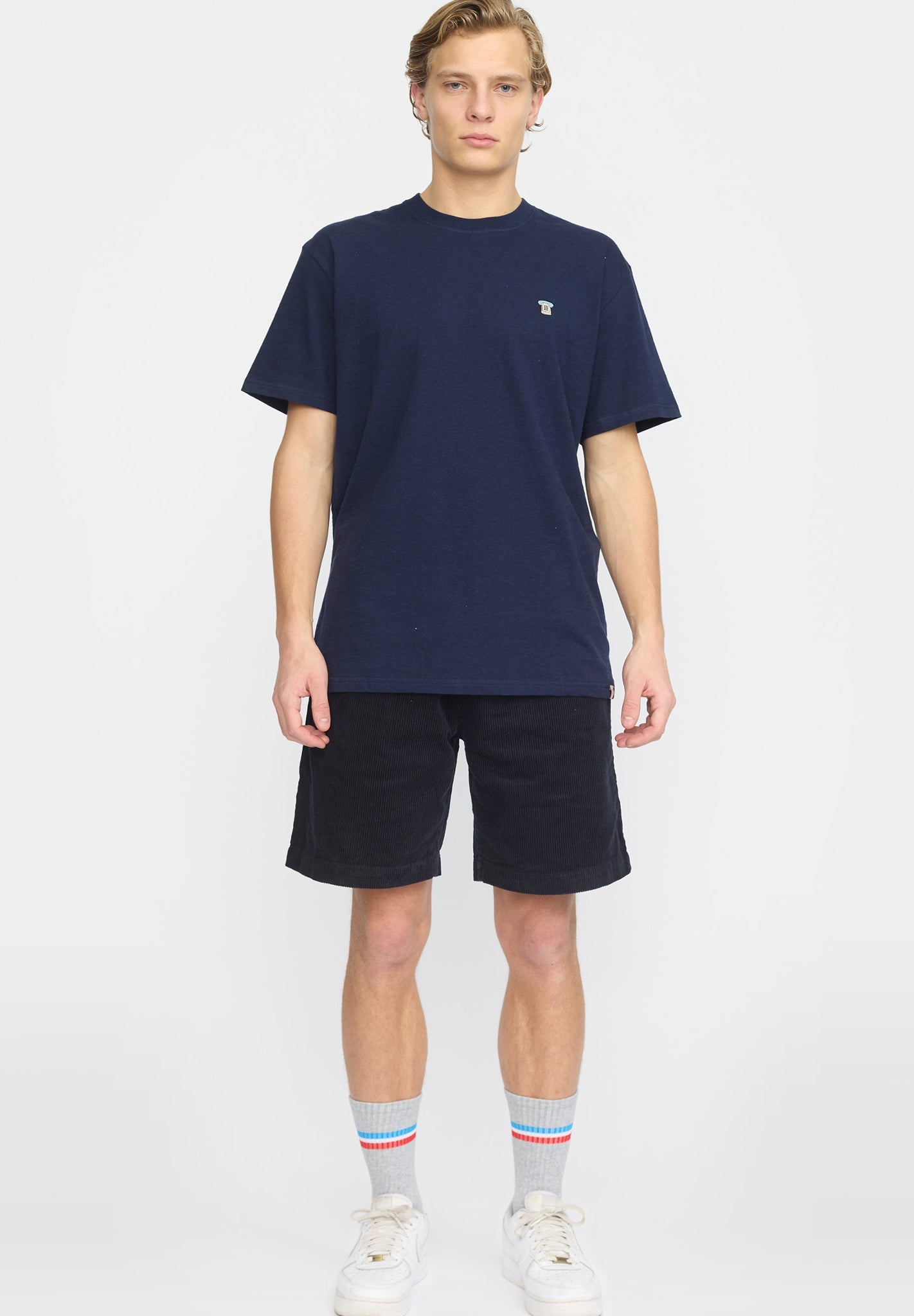 REVOLUTION - 4053 Long Casual Shorts - Navy - BACKYARD