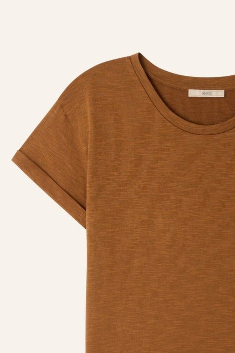 SESSUN - Albano - Amber Brown - BACKYARD