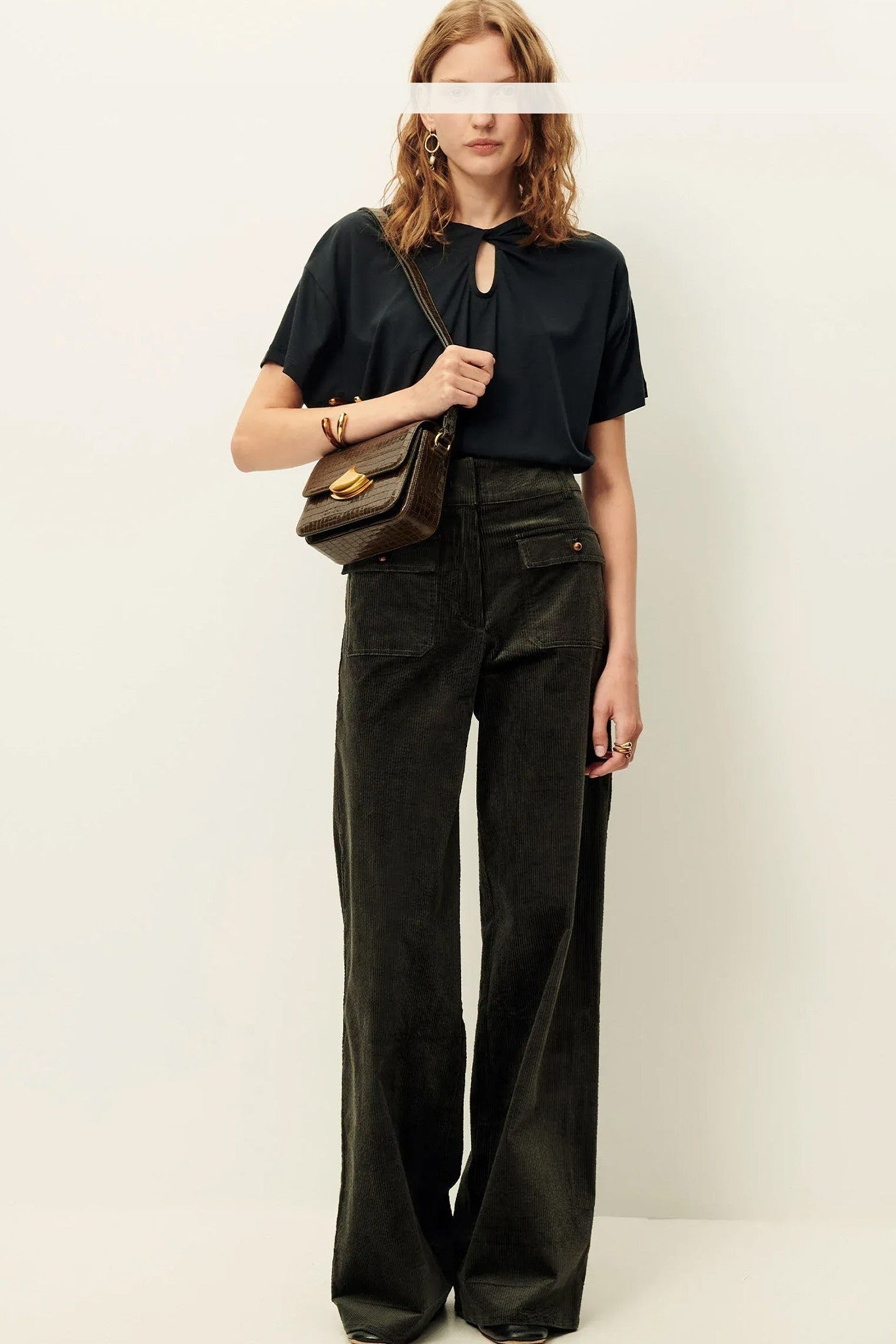 SESSUN - Manhastreet - Basalt - BACKYARD